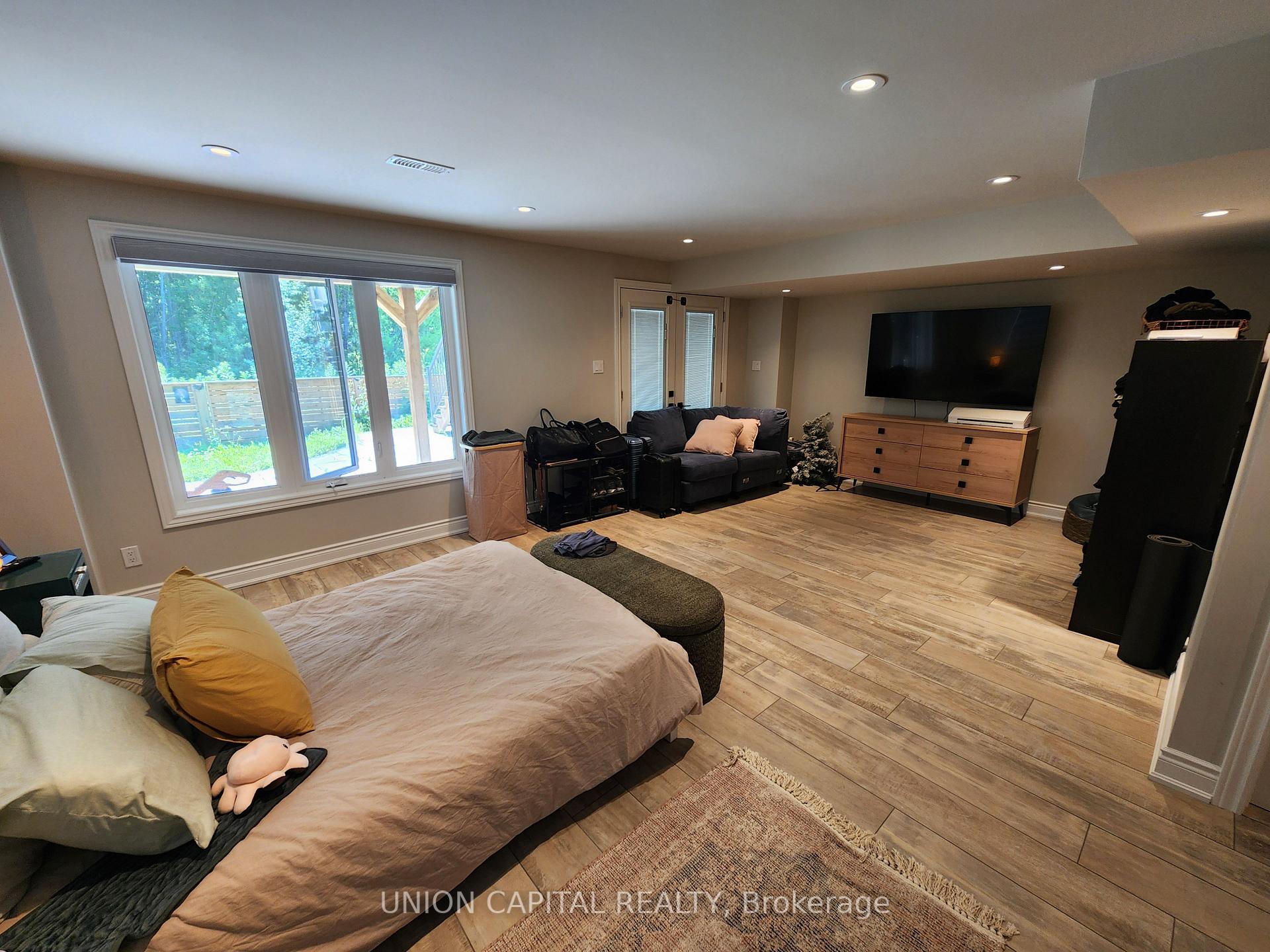 Photo 13 of 47 Gord Matthews Way, Uxbridge — HOMEH