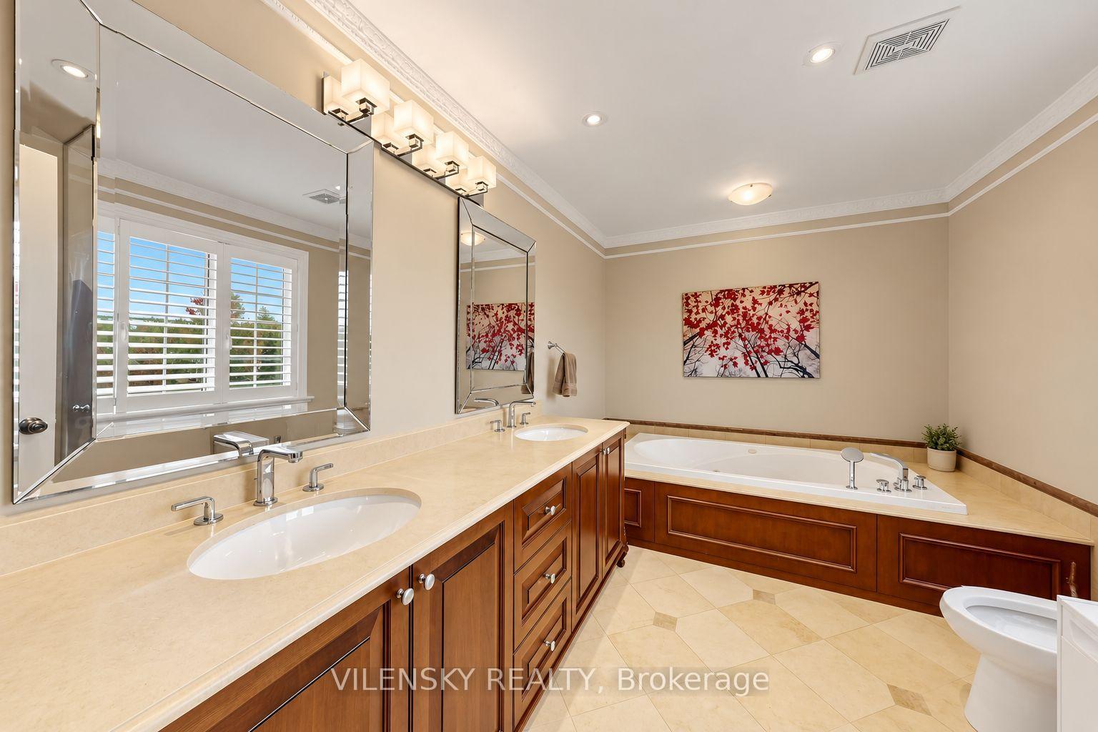 Photo 29 of 405 Athabasca Drive, Vaughan, Rural Vaughan — HOMEH