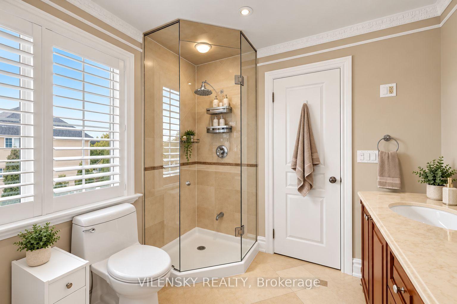 Photo 30 of 405 Athabasca Drive, Vaughan, Rural Vaughan — HOMEH