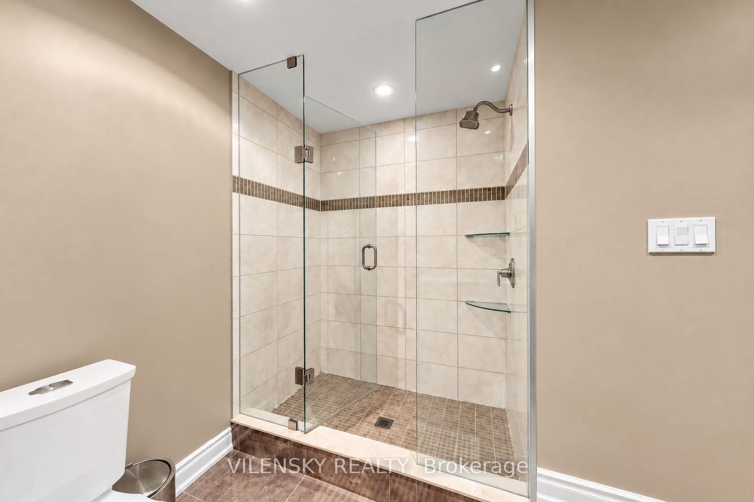 Photo 43 of 405 Athabasca Drive, Vaughan, Rural Vaughan — HOMEH