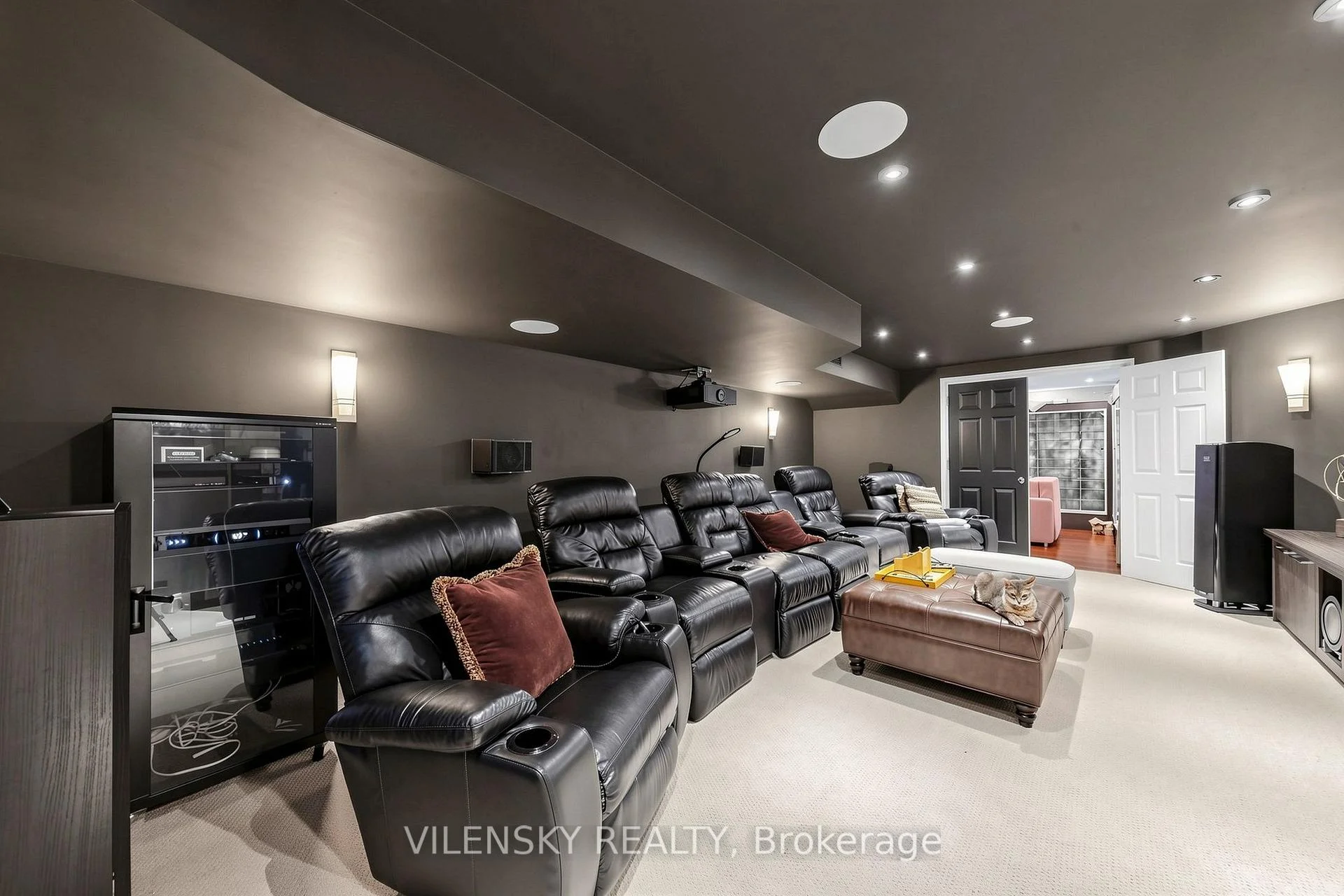 Photo 47 of 405 Athabasca Drive, Vaughan, Rural Vaughan — HOMEH