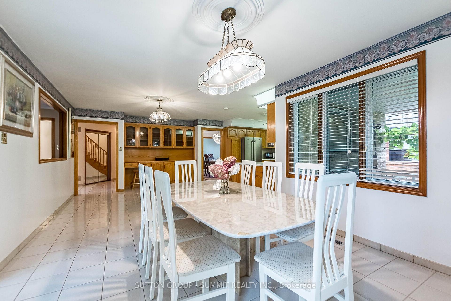 Photo 10 of 2477 Cliff Road, Mississauga, Cooksville — HOMEH