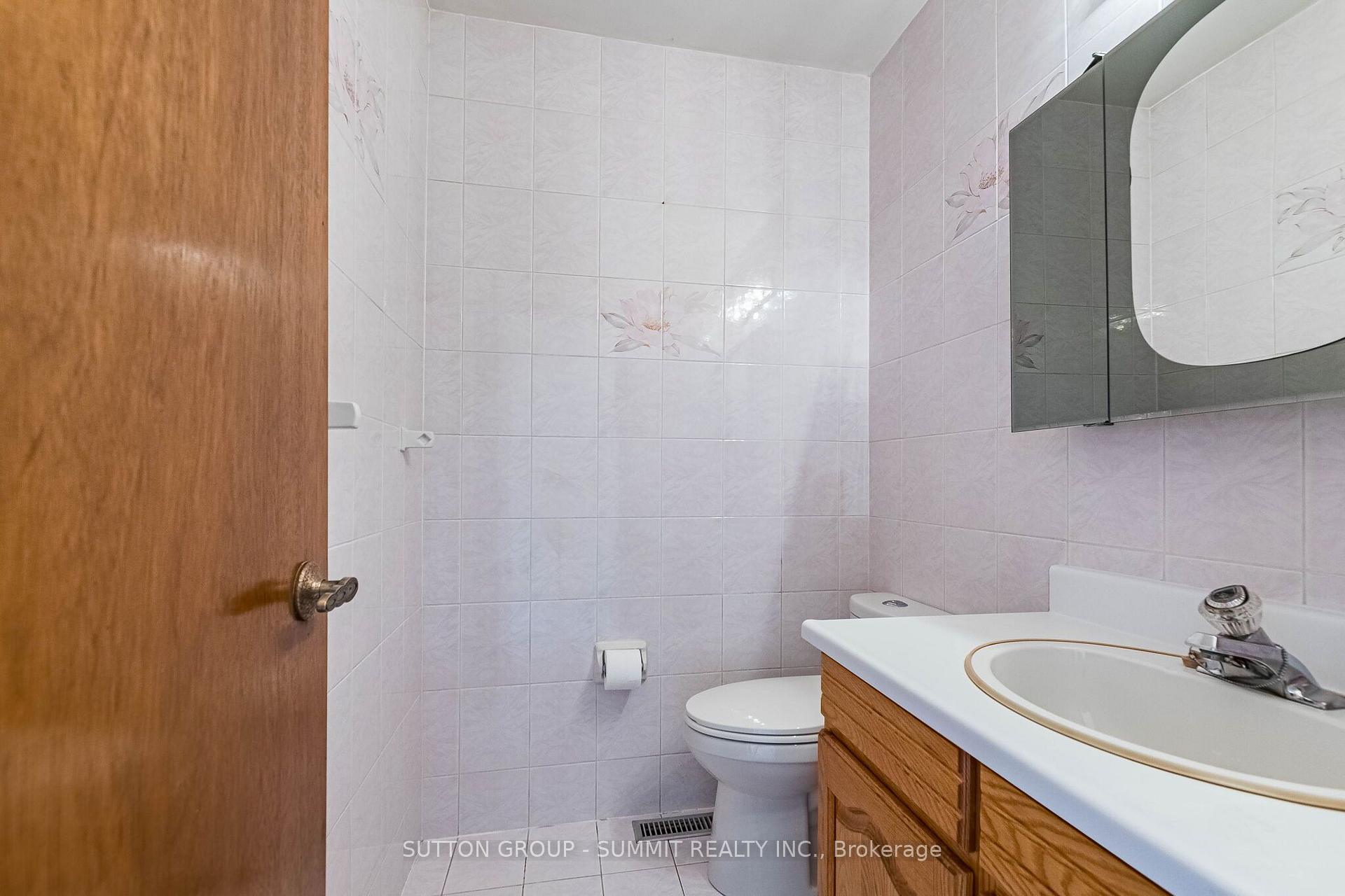 Photo 16 of 2477 Cliff Road, Mississauga, Cooksville — HOMEH