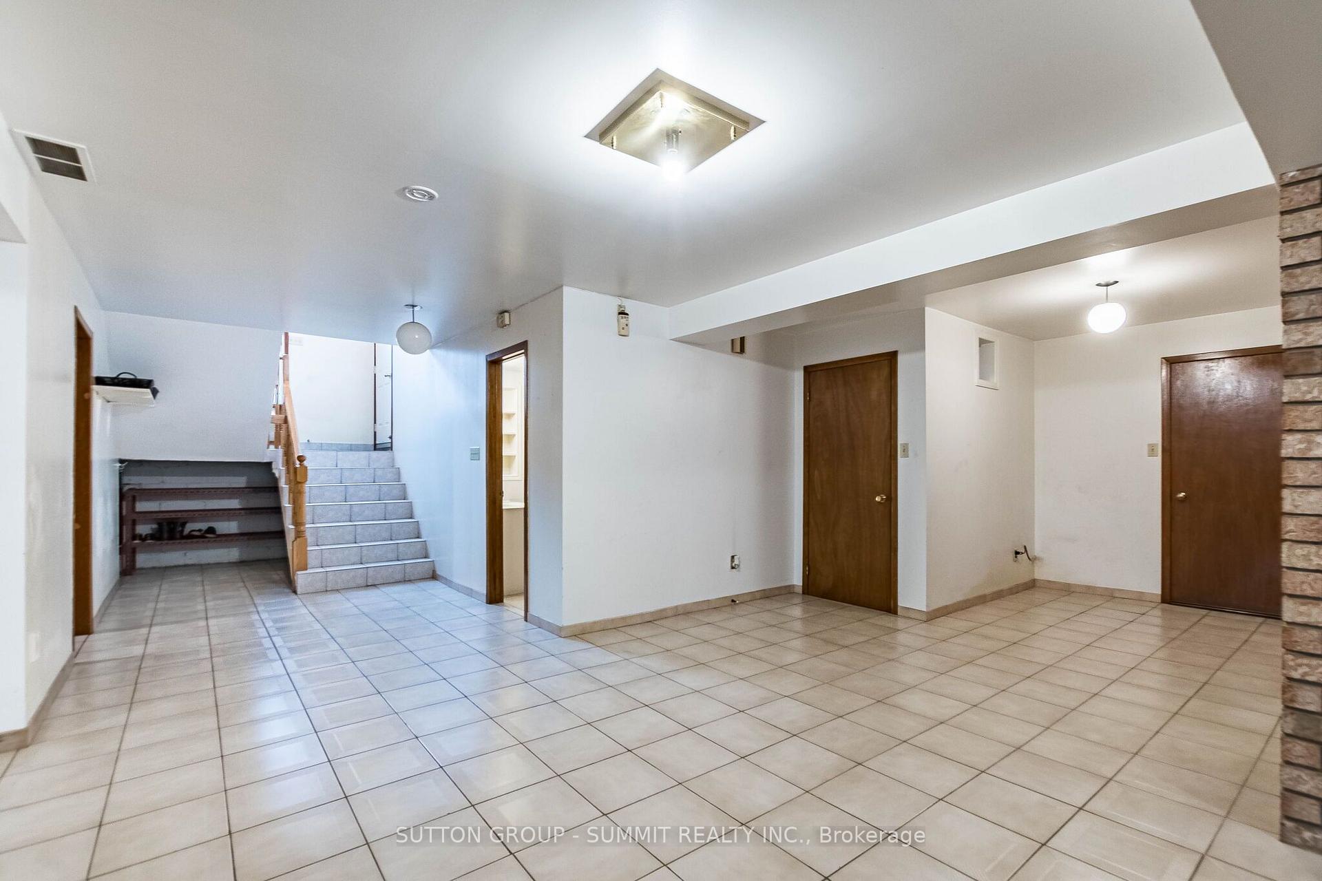 Photo 30 of 2477 Cliff Road, Mississauga, Cooksville — HOMEH