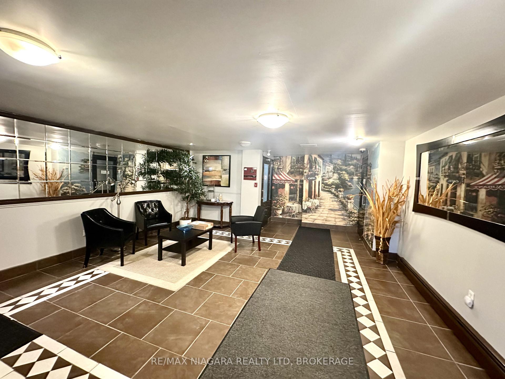 Photo 4 of Unit 102, 7 Riverview Boulevard, St. Catharines, Glendale/Glenridge — HOMEH