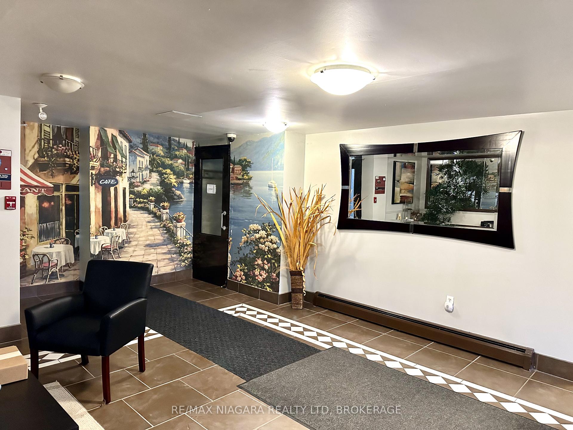 Photo 5 of Unit 102, 7 Riverview Boulevard, St. Catharines, Glendale/Glenridge — HOMEH