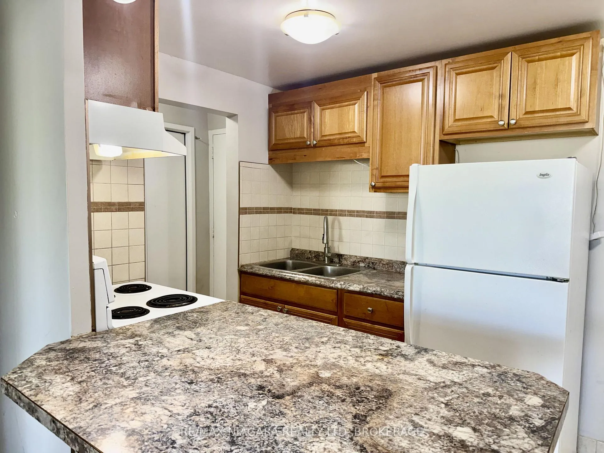 Photo 16 of Unit 102, 7 Riverview Boulevard, St. Catharines, Glendale/Glenridge — HOMEH