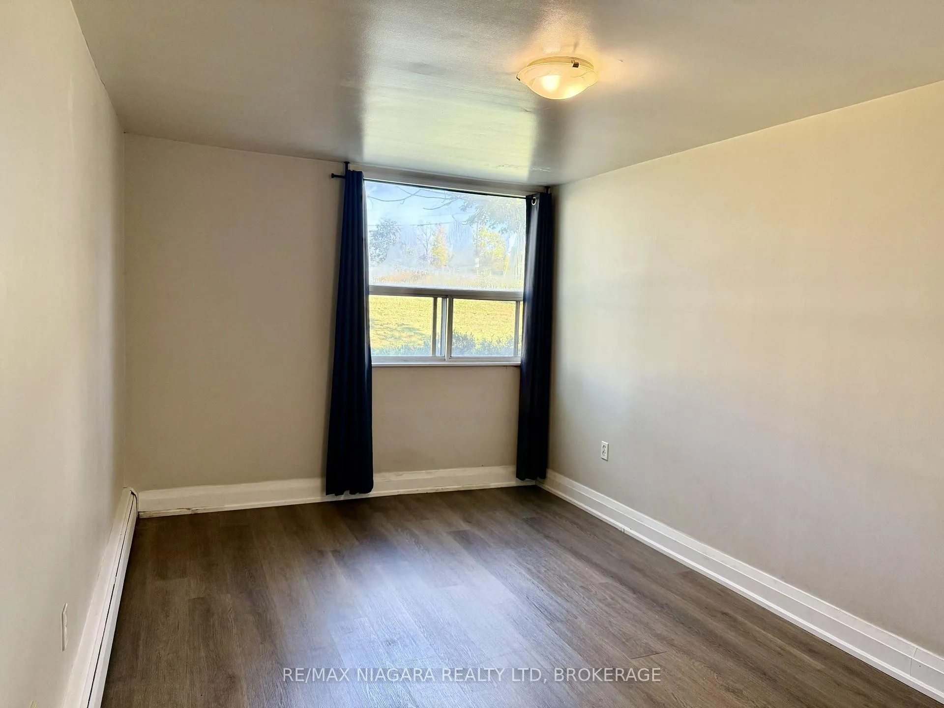 Photo 25 of Unit 102, 7 Riverview Boulevard, St. Catharines, Glendale/Glenridge — HOMEH