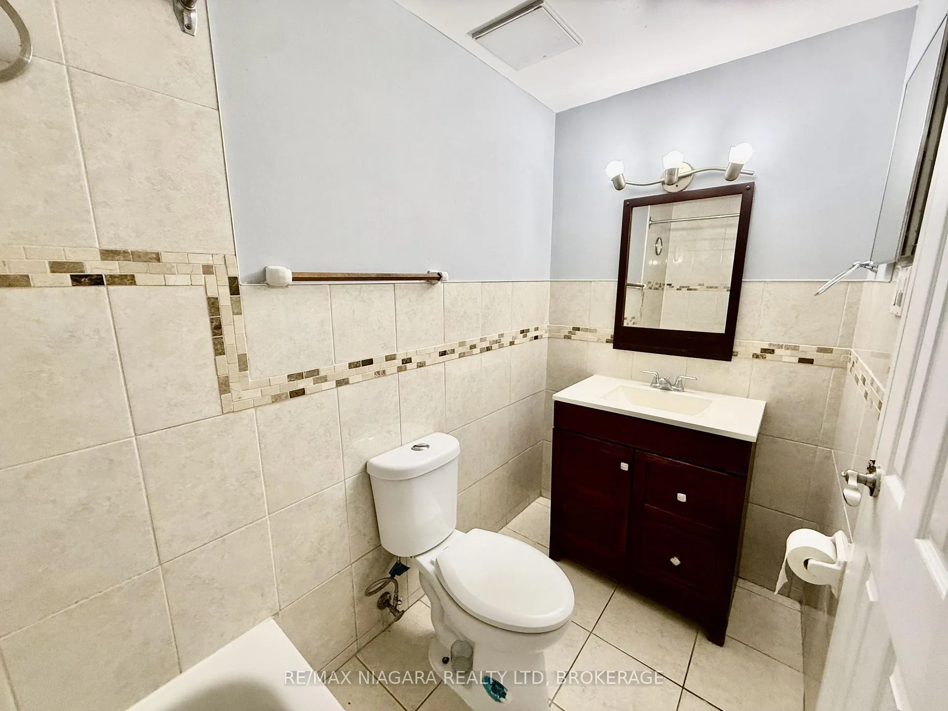 Photo 30 of Unit 102, 7 Riverview Boulevard, St. Catharines, Glendale/Glenridge — HOMEH