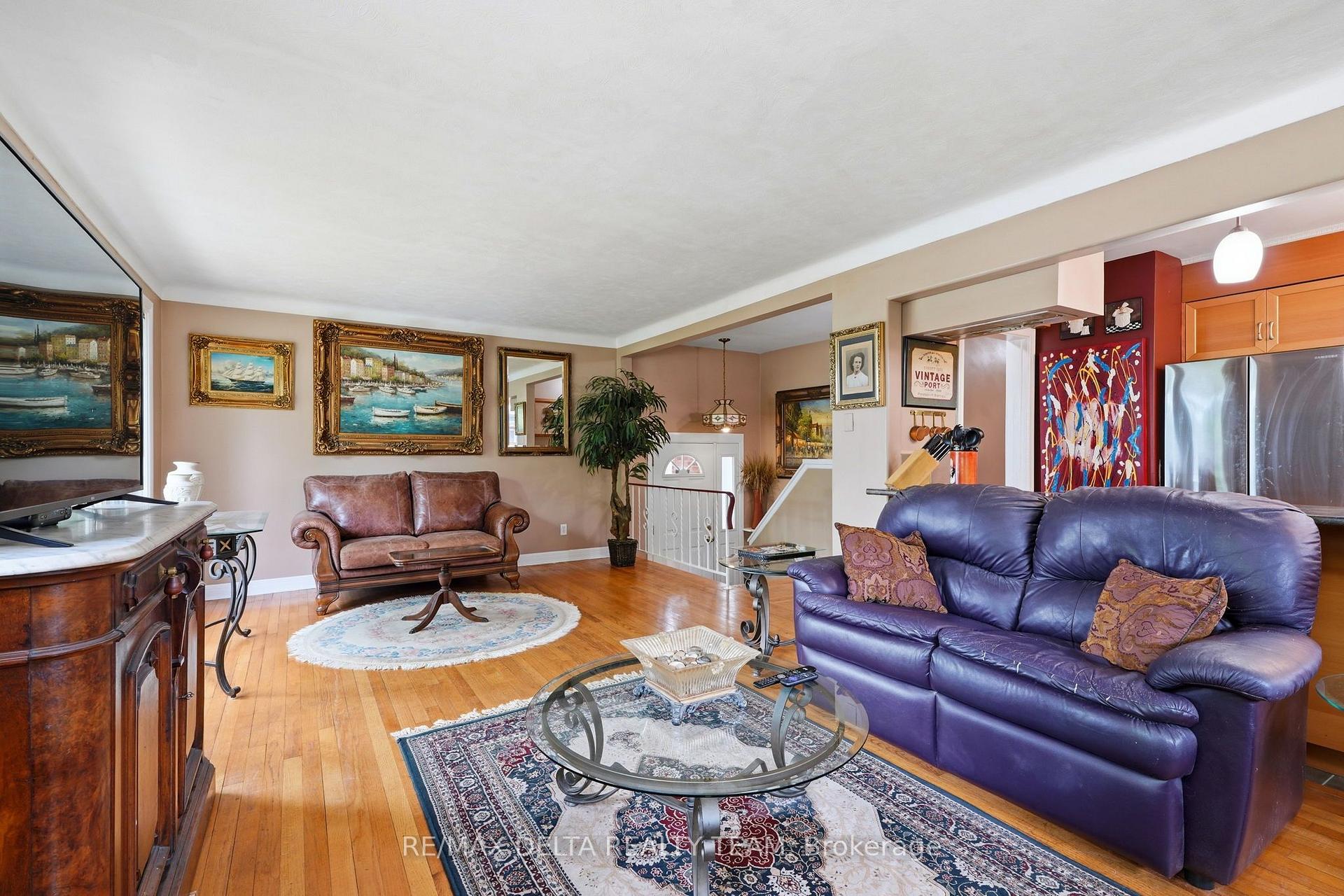 Photo 8 of 2162 Rushton Road, Ottawa, McKellar Heights/Glabar Park — HOMEH