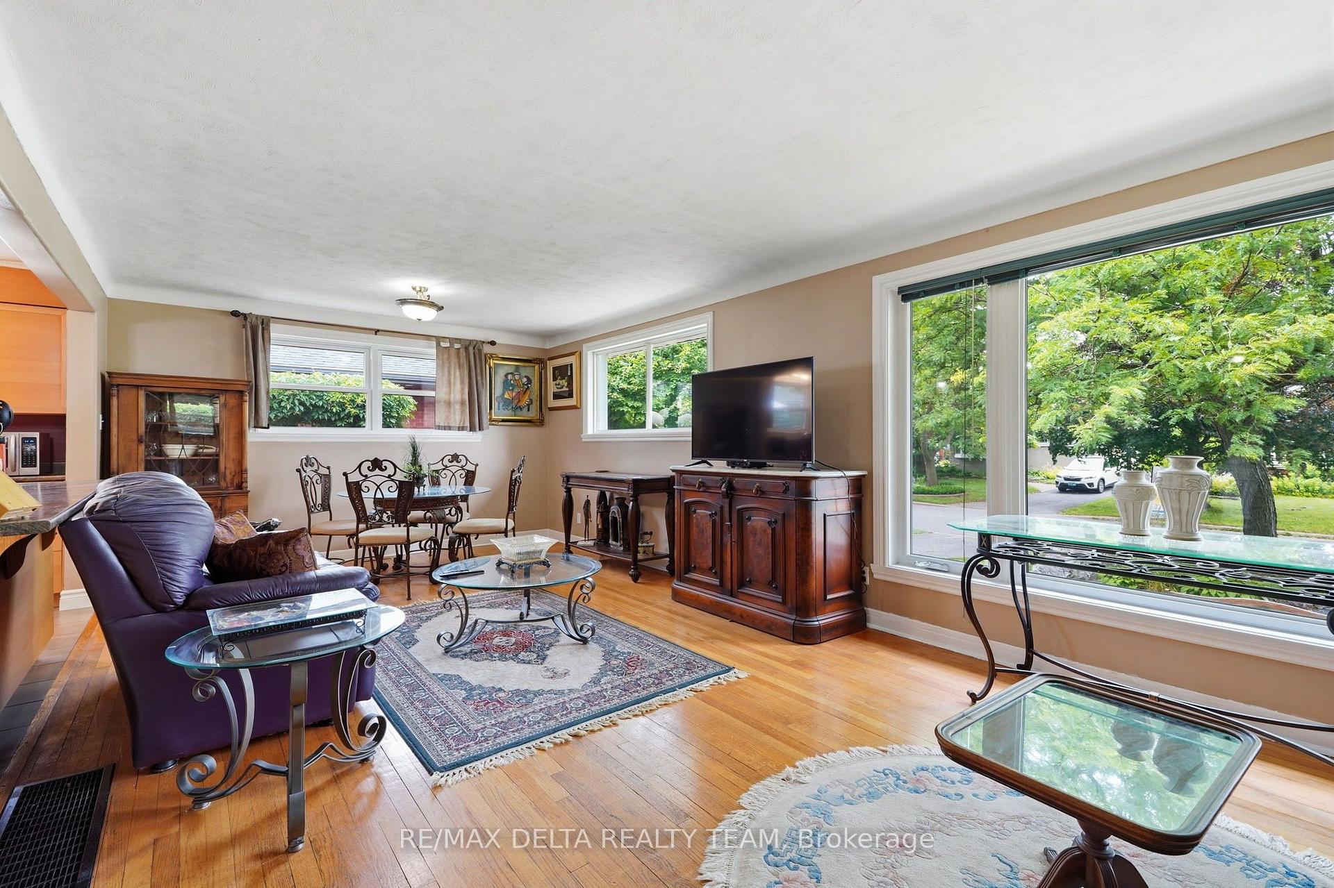 Photo 9 of 2162 Rushton Road, Ottawa, McKellar Heights/Glabar Park — HOMEH