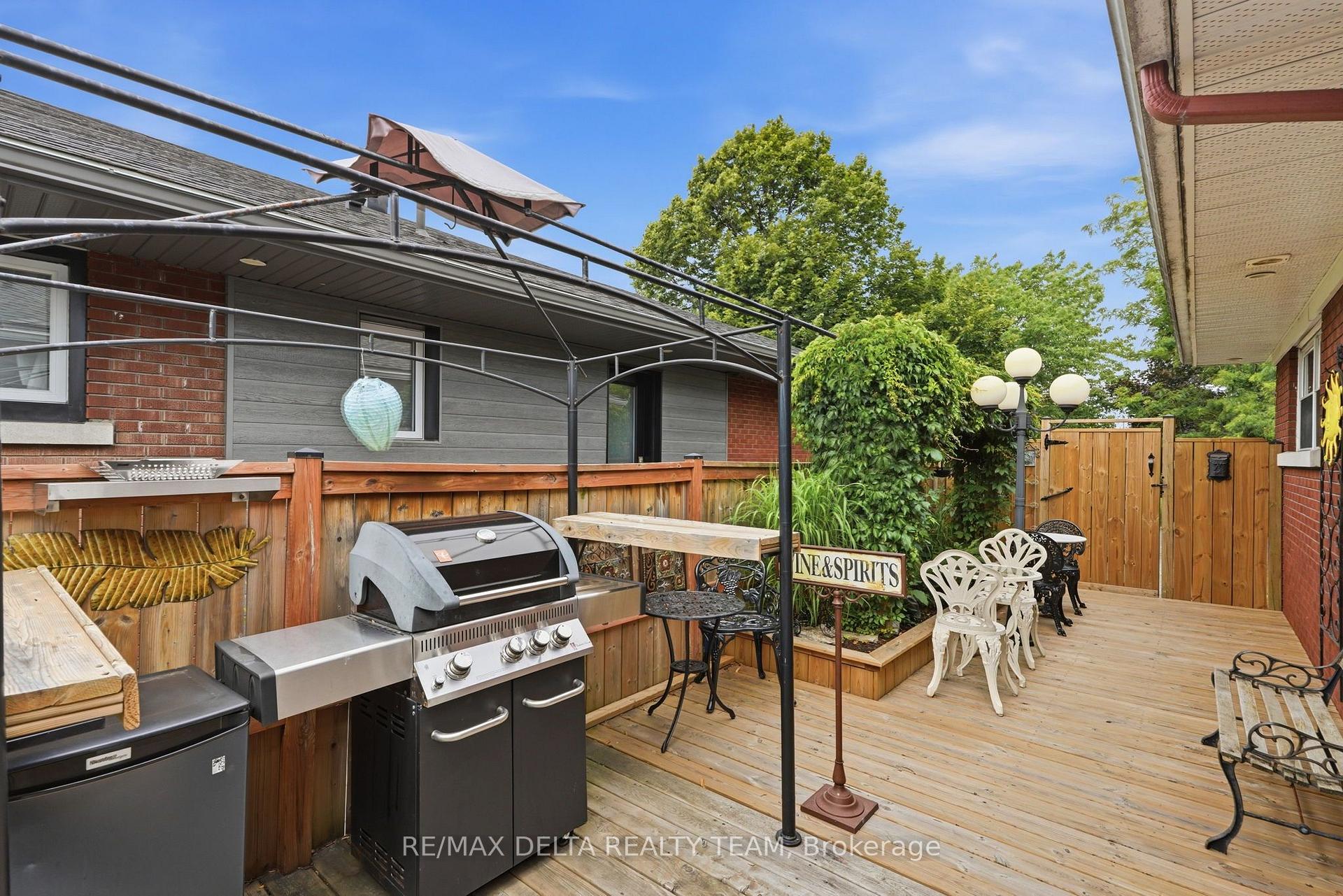 Photo 29 of 2162 Rushton Road, Ottawa, McKellar Heights/Glabar Park — HOMEH