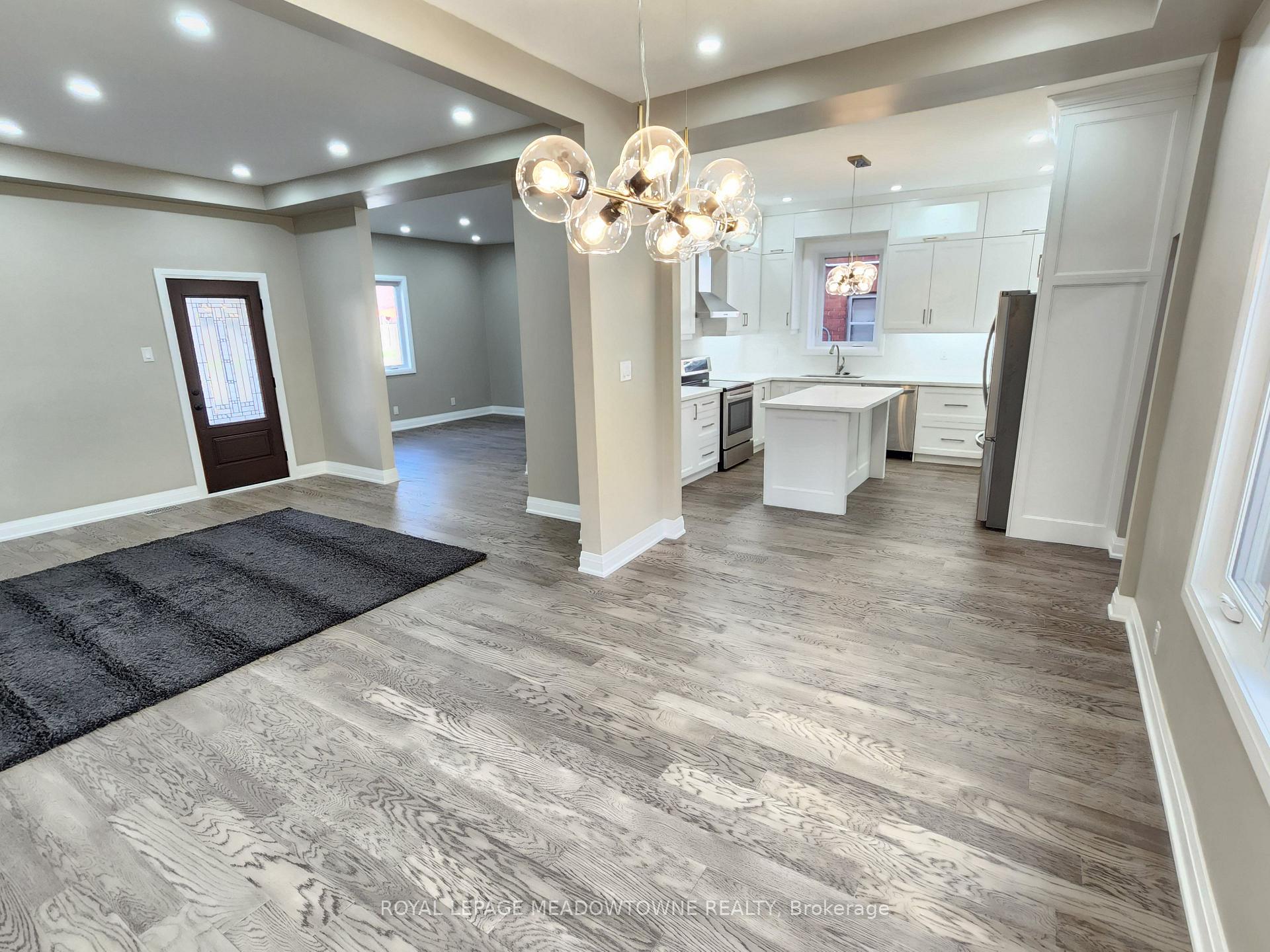Photo 3 of 119 Colborne Street E, Oshawa, O'Neill — HOMEH