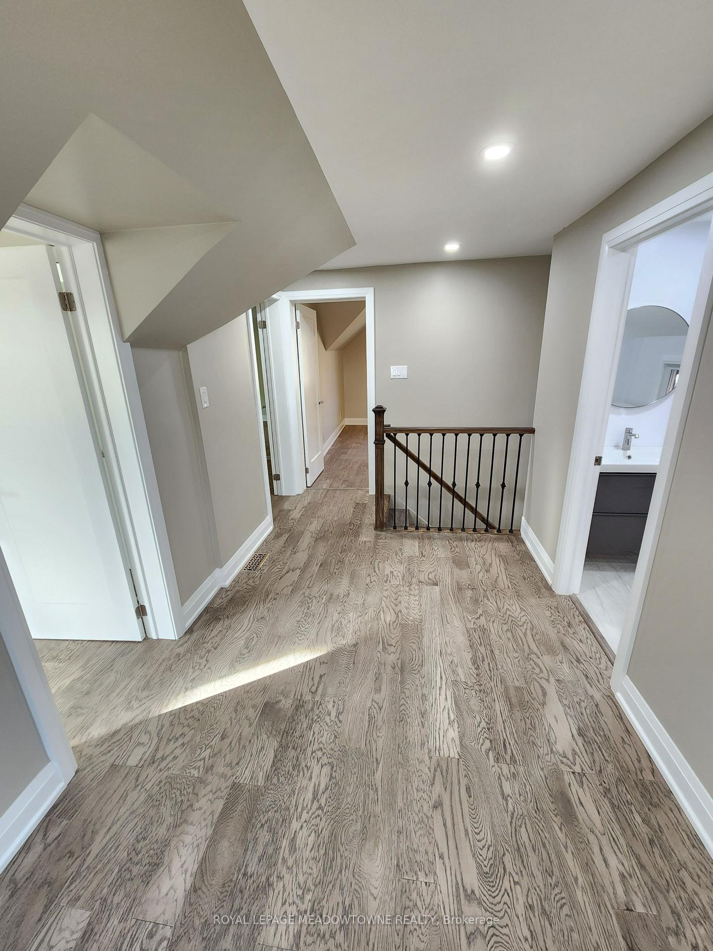 Photo 9 of 119 Colborne Street E, Oshawa, O'Neill — HOMEH