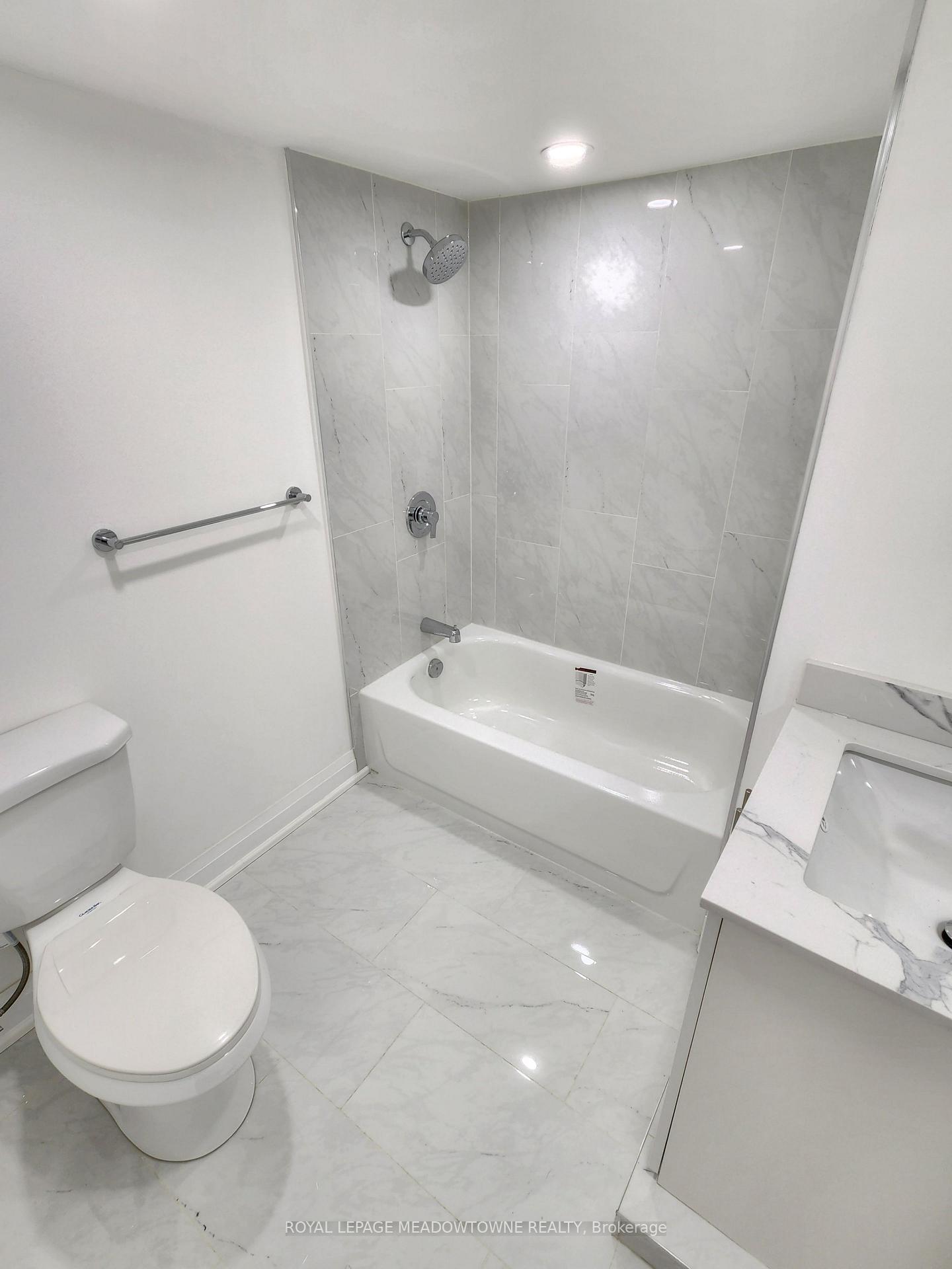 Photo 16 of 119 Colborne Street E, Oshawa, O'Neill — HOMEH