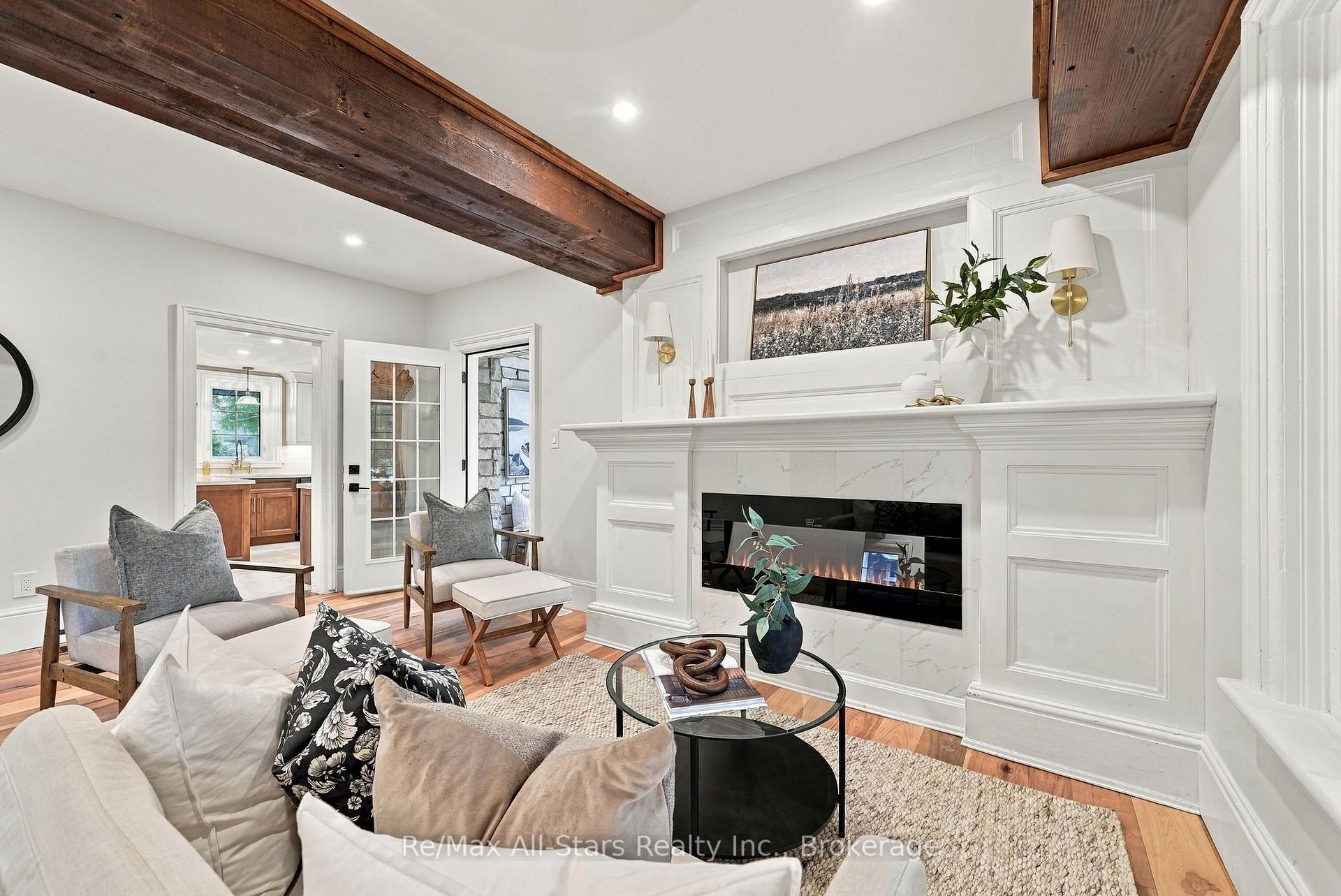 Photo 11 of 40 Caroline Street, Kawartha Lakes, Lindsay — HOMEH
