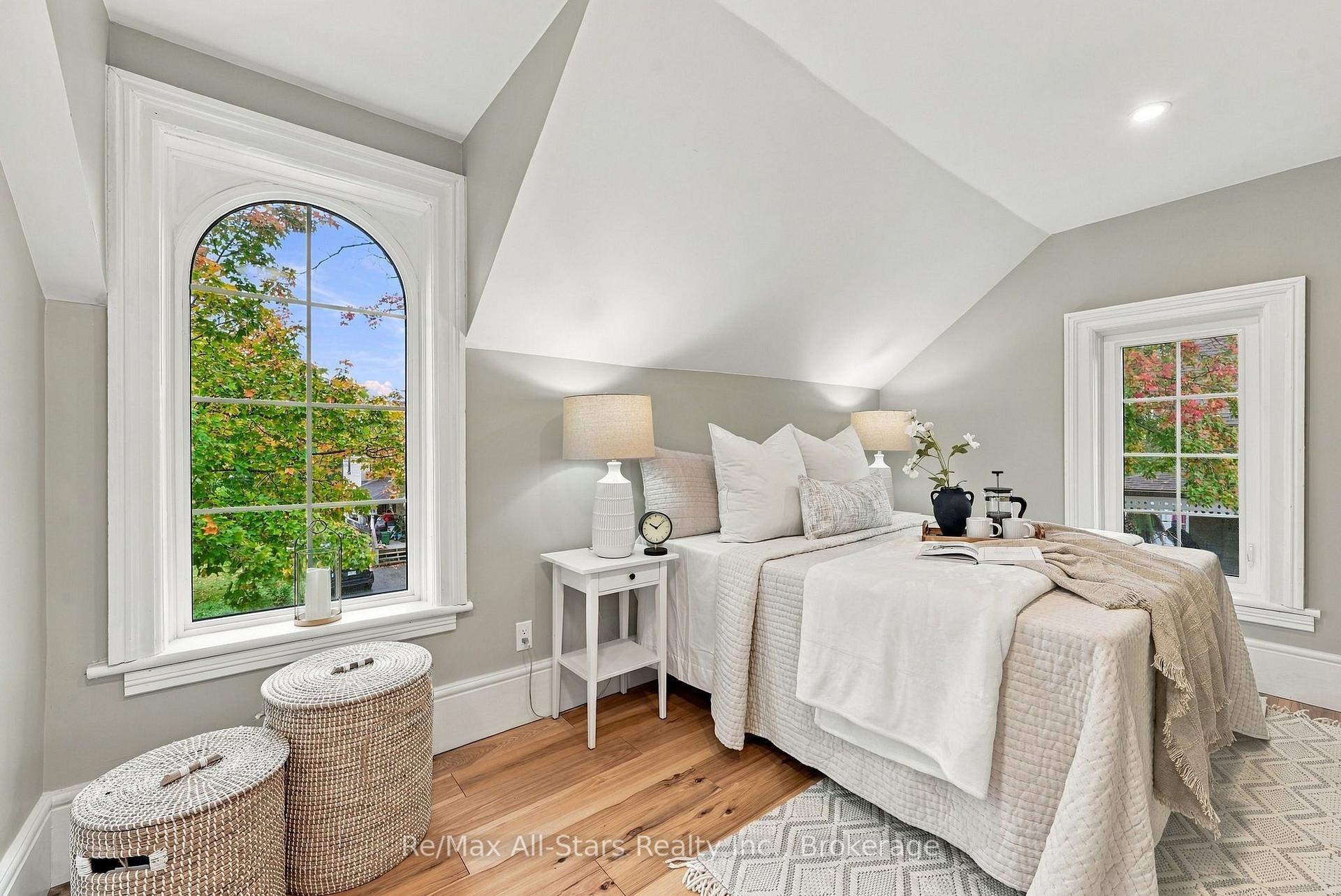 Photo 25 of 40 Caroline Street, Kawartha Lakes, Lindsay — HOMEH