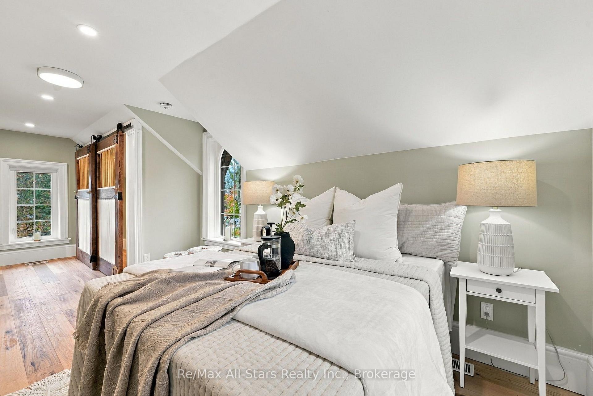 Photo 26 of 40 Caroline Street, Kawartha Lakes, Lindsay — HOMEH
