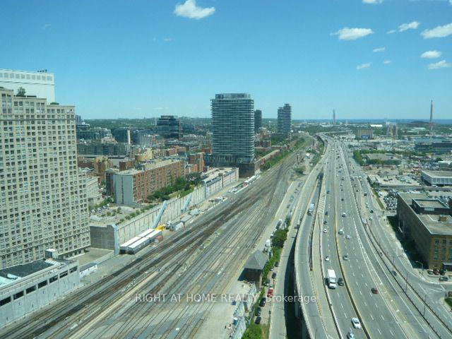 Photo 5 of Unit 2807, 18 Yonge Street, Toronto, Waterfront Communities — HOMEH