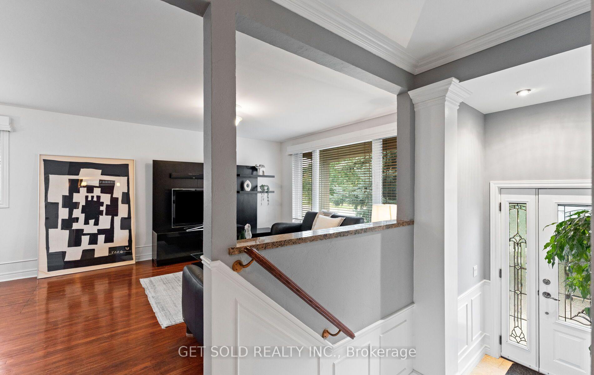 Photo 8 of 19 Feller Road, Etobicoke, Willowridge-Martingrove-Richview — HOMEH