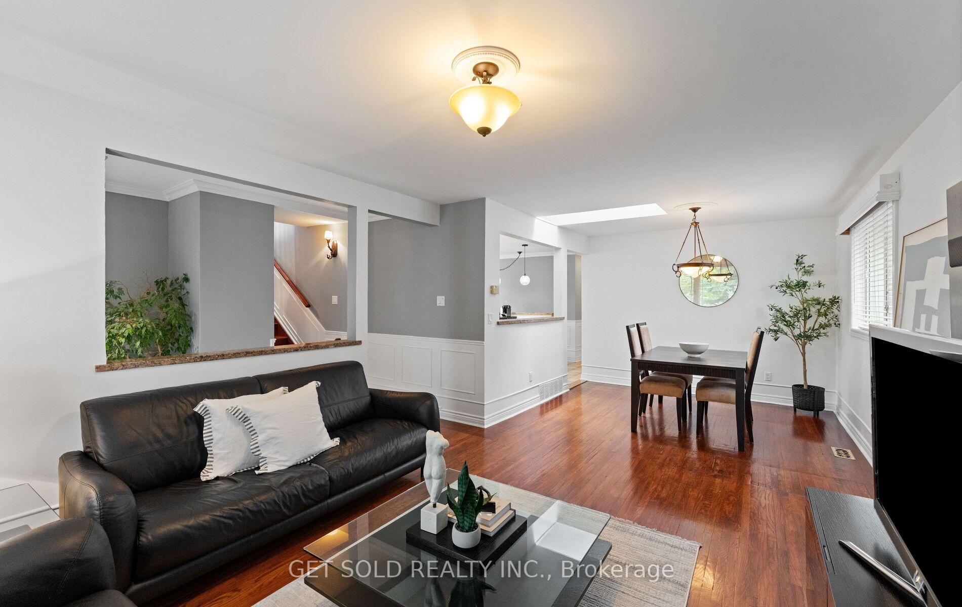 Photo 12 of 19 Feller Road, Etobicoke, Willowridge-Martingrove-Richview — HOMEH