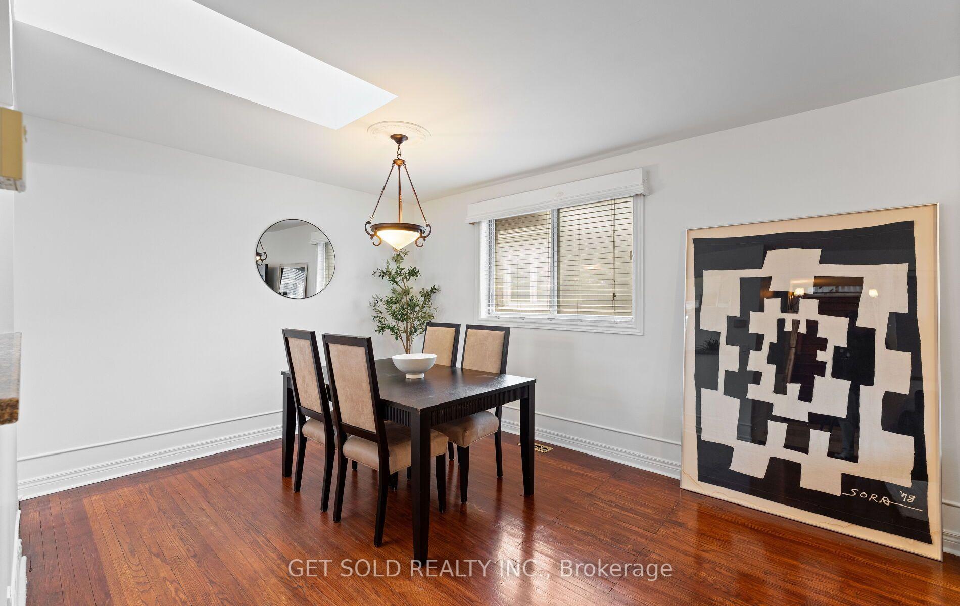Photo 13 of 19 Feller Road, Etobicoke, Willowridge-Martingrove-Richview — HOMEH