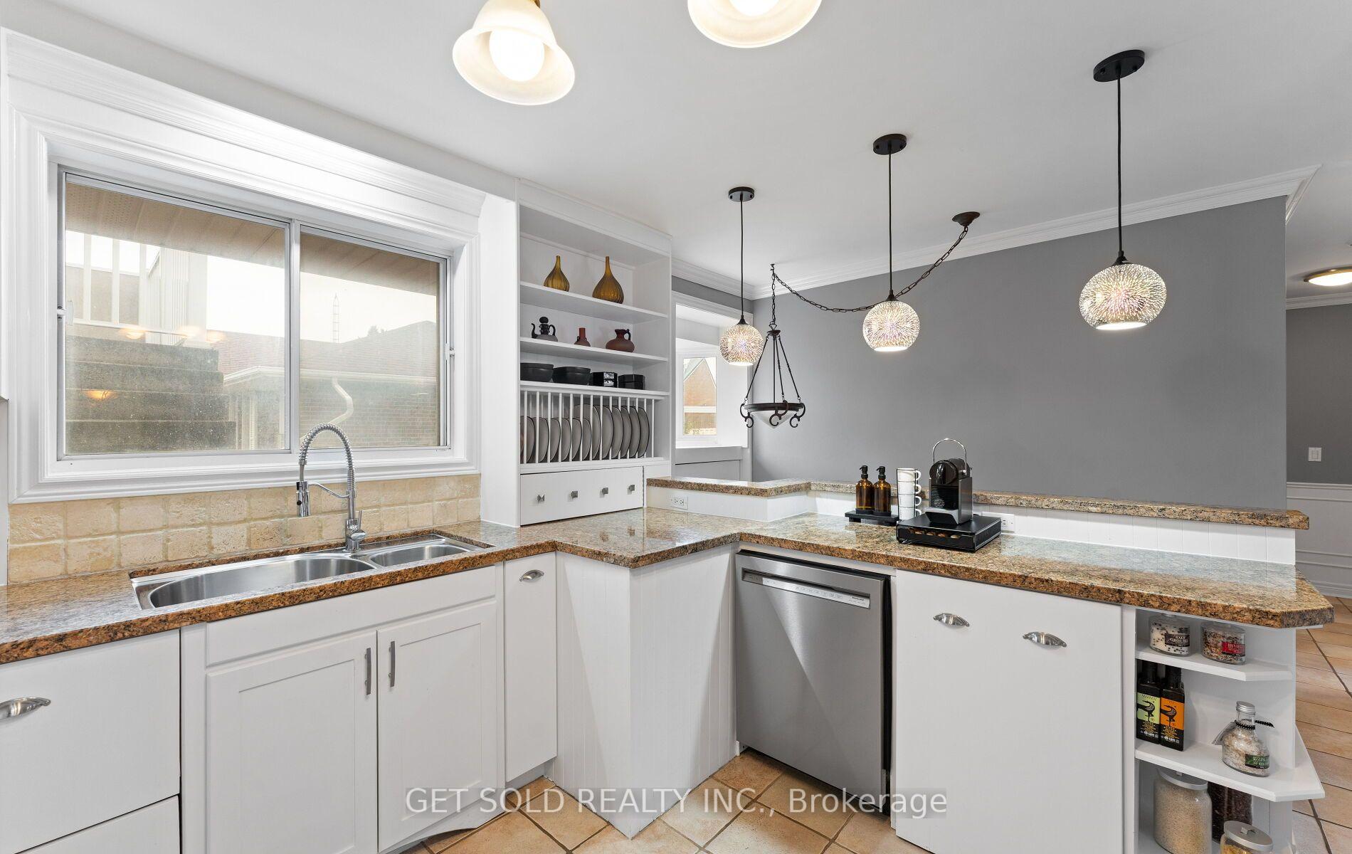 Photo 17 of 19 Feller Road, Etobicoke, Willowridge-Martingrove-Richview — HOMEH