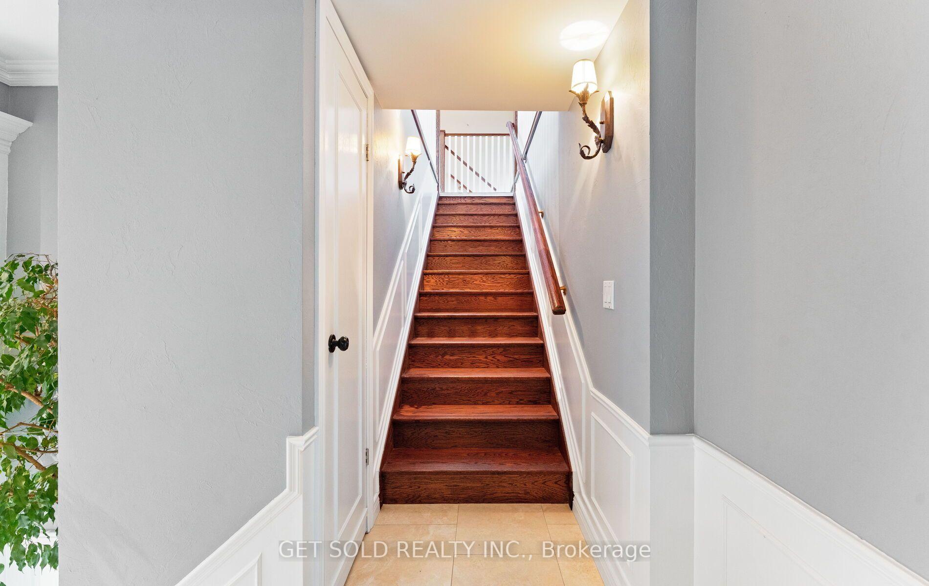 Photo 26 of 19 Feller Road, Etobicoke, Willowridge-Martingrove-Richview — HOMEH