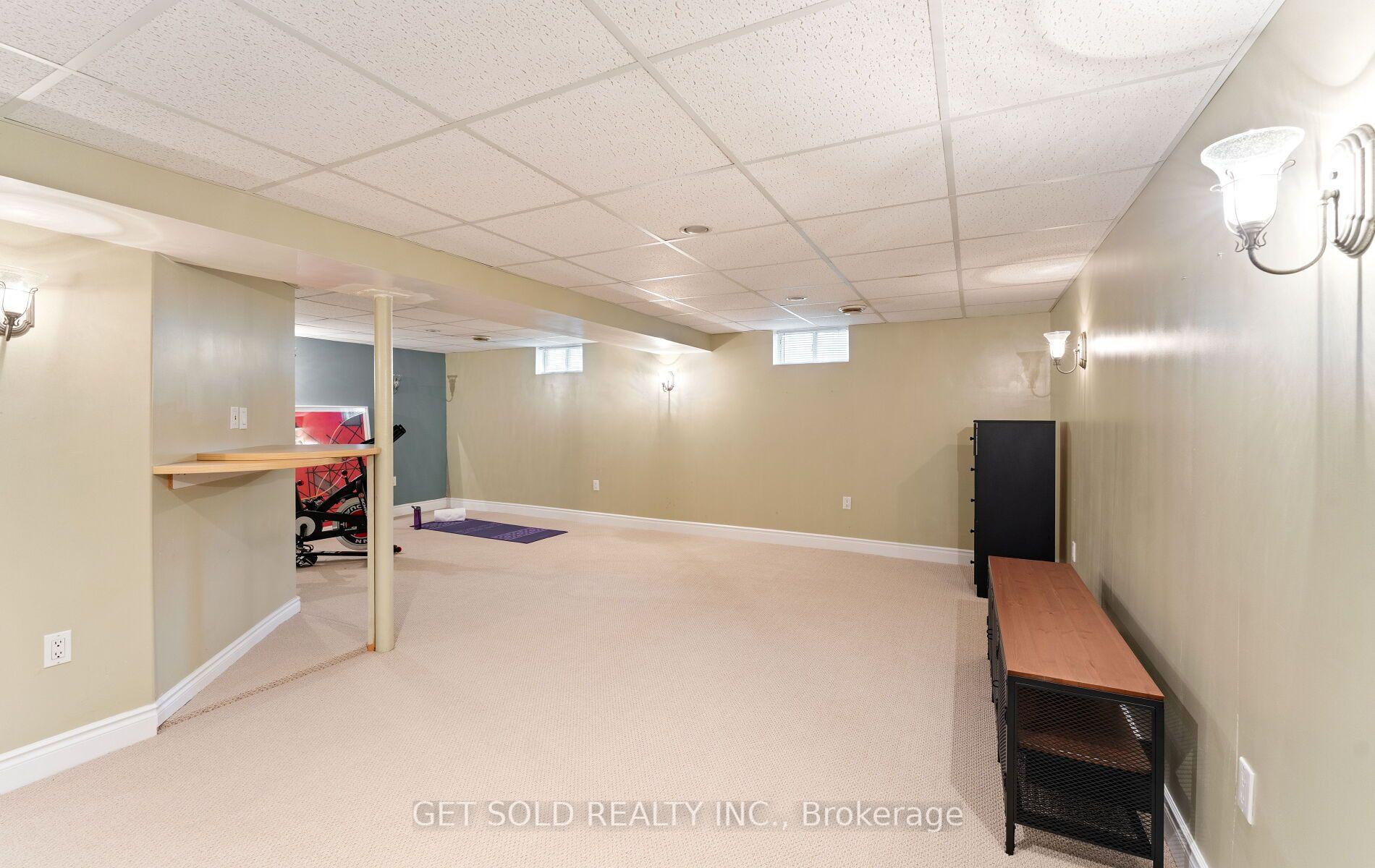 Photo 38 of 19 Feller Road, Etobicoke, Willowridge-Martingrove-Richview — HOMEH