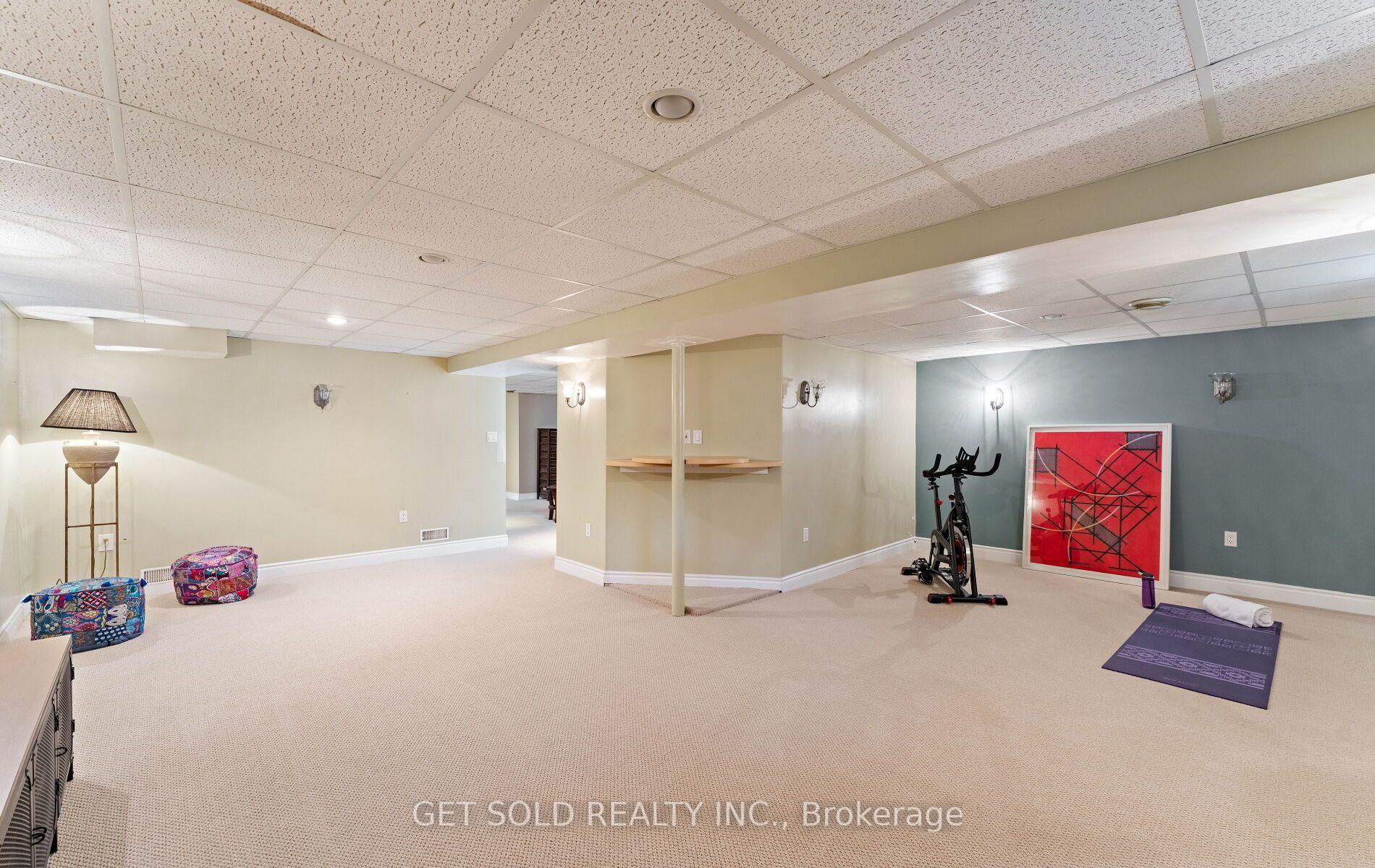 Photo 40 of 19 Feller Road, Etobicoke, Willowridge-Martingrove-Richview — HOMEH