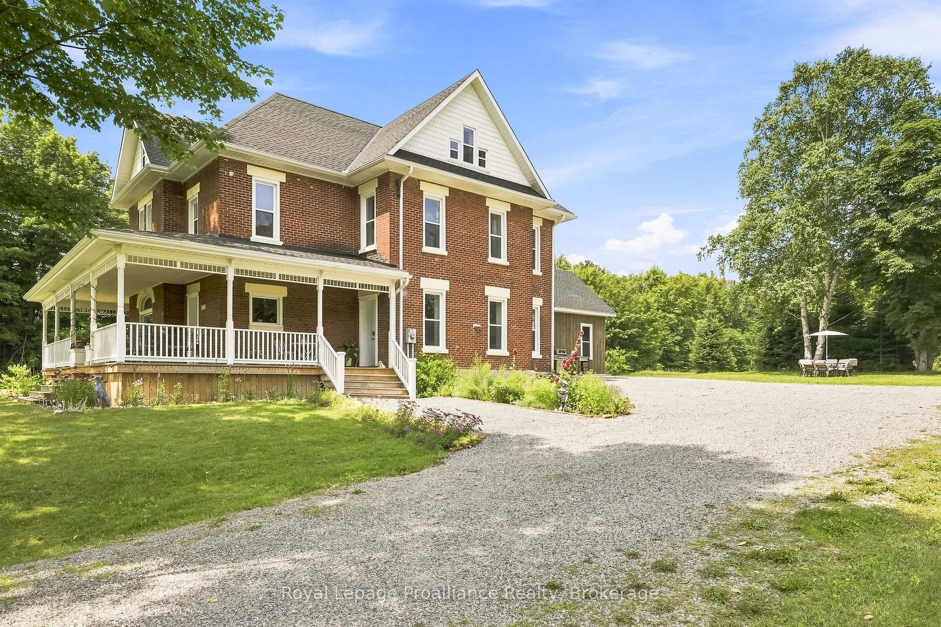 Photo 2 of 1376 Queensborough Road, Tweed, Elzevir (Twp) — HOMEH