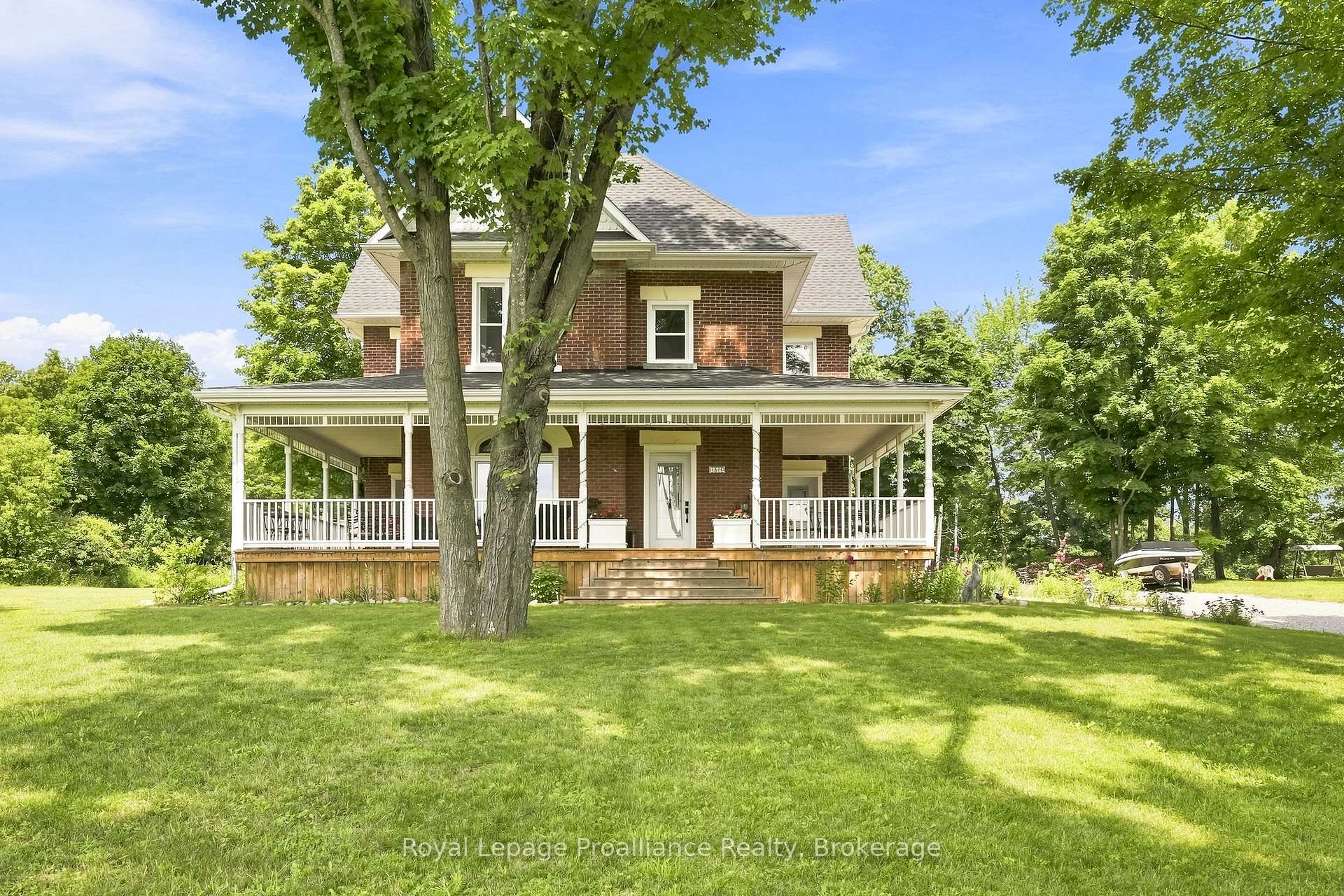 Photo 3 of 1376 Queensborough Road, Tweed, Elzevir (Twp) — HOMEH