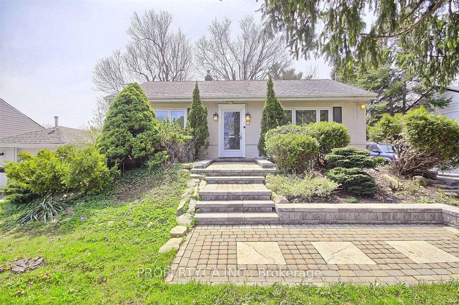 Photo of Unit Bsmt, 31 Colonial Avenue