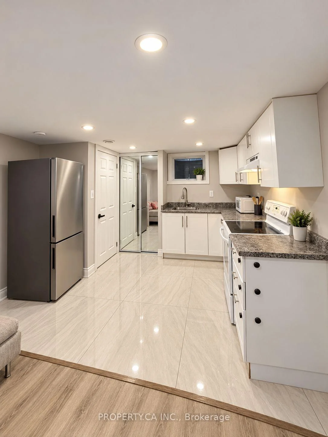 Photo 3 of Unit Bsmt, 31 Colonial Avenue, Scarborough, Cliffcrest — HOMEH