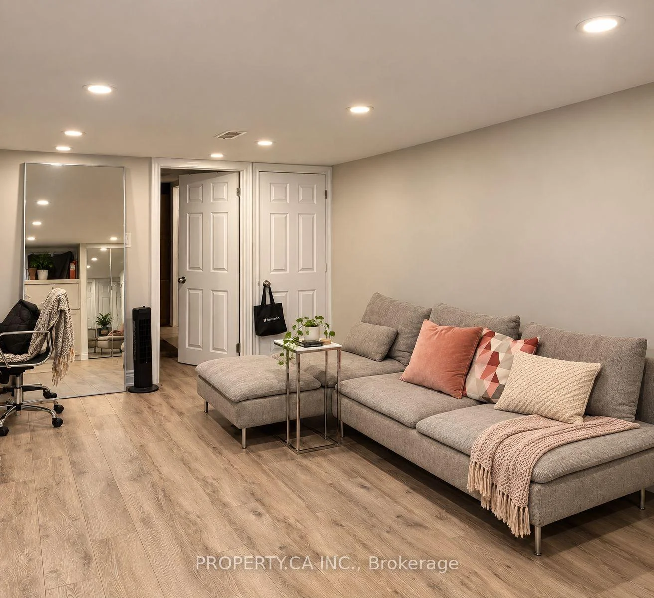 Photo 5 of Unit Bsmt, 31 Colonial Avenue, Scarborough, Cliffcrest — HOMEH
