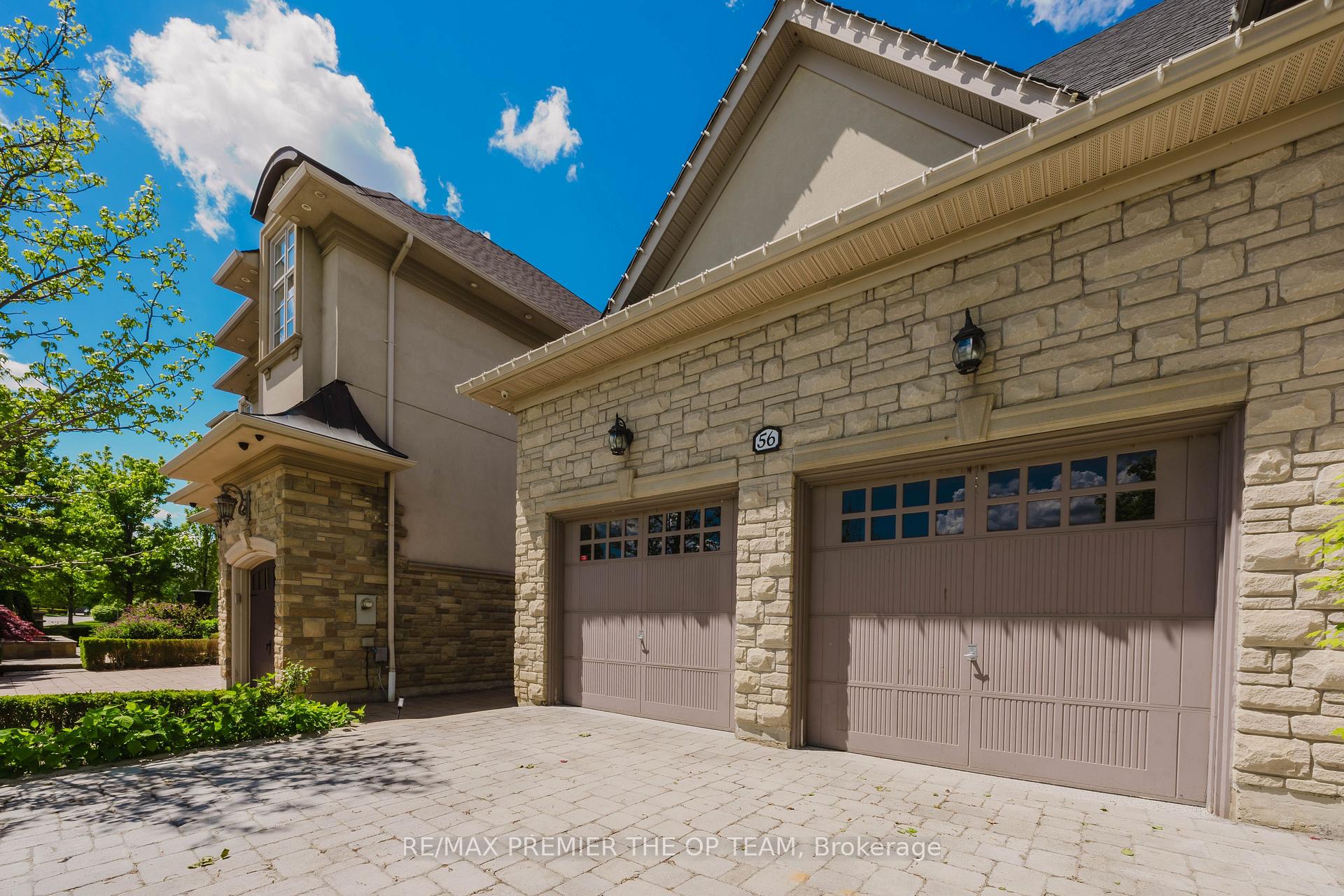 Photo 4 of 56 Park Ridge Drive, Vaughan, Kleinburg — HOMEH