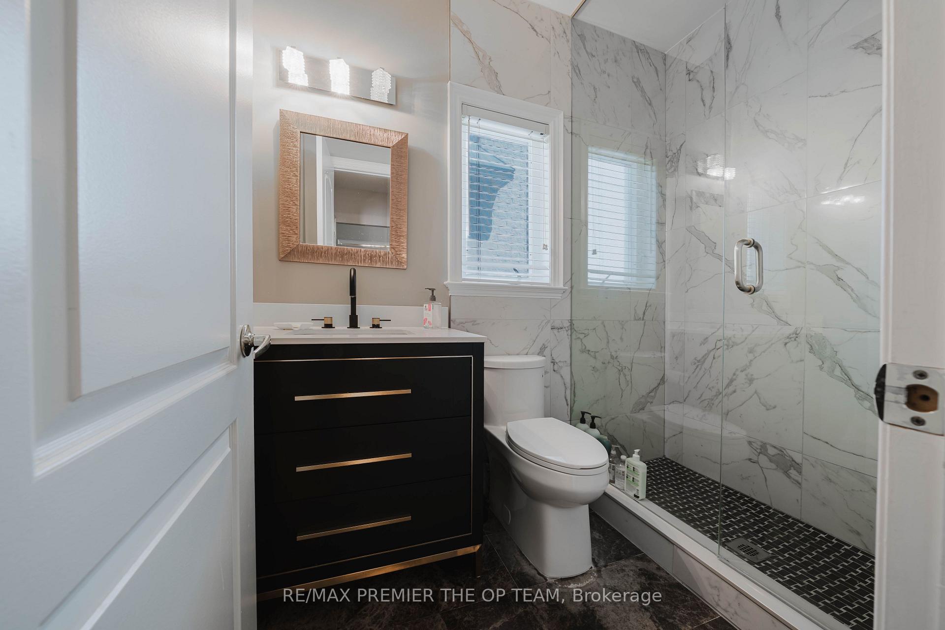 Photo 13 of 56 Park Ridge Drive, Vaughan, Kleinburg — HOMEH