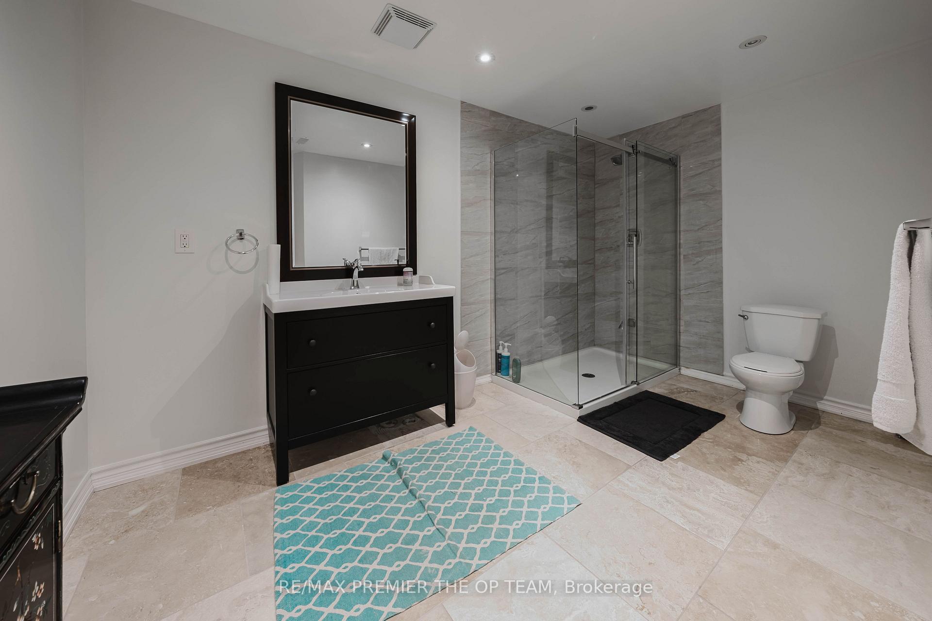 Photo 36 of 56 Park Ridge Drive, Vaughan, Kleinburg — HOMEH