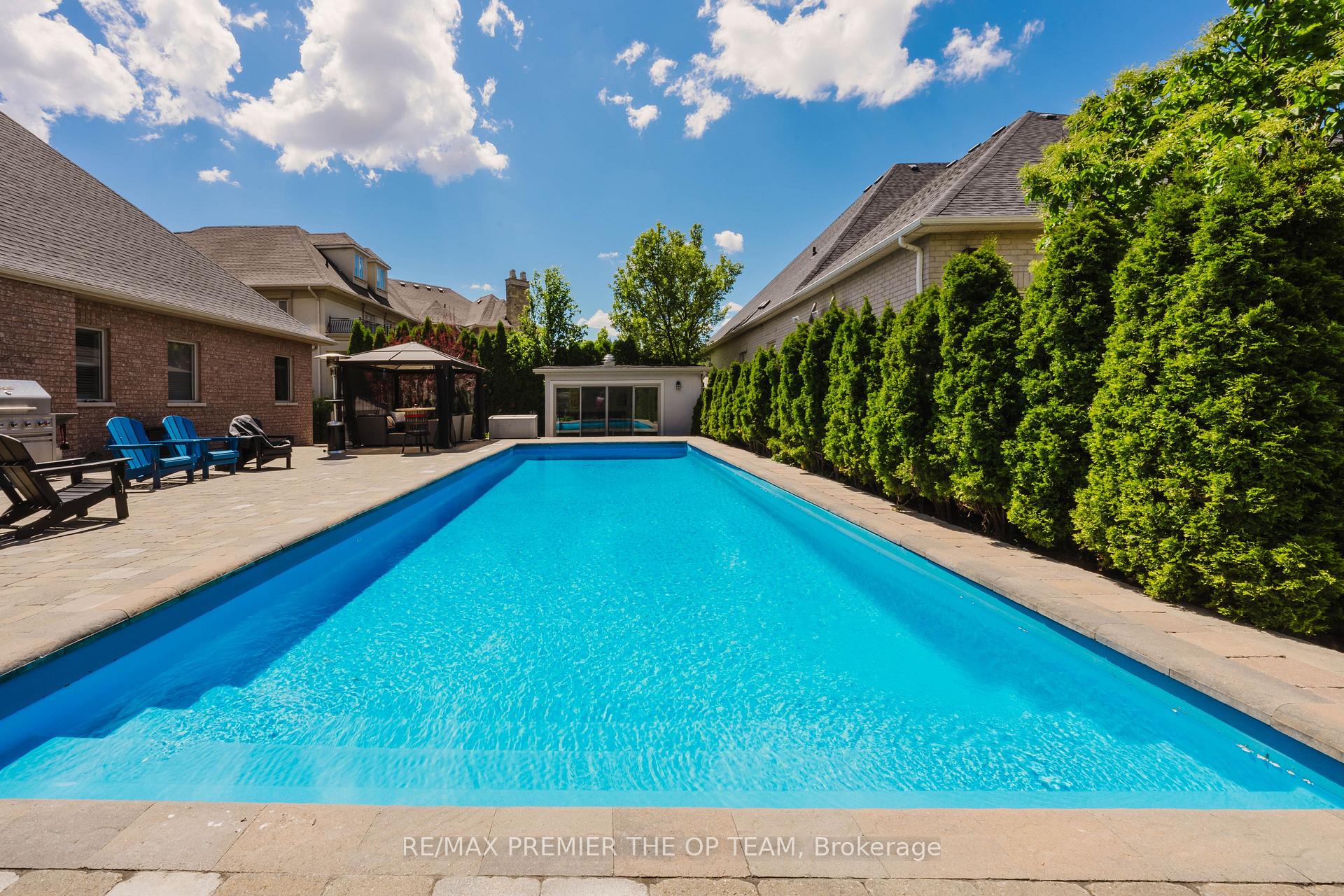 Photo 38 of 56 Park Ridge Drive, Vaughan, Kleinburg — HOMEH