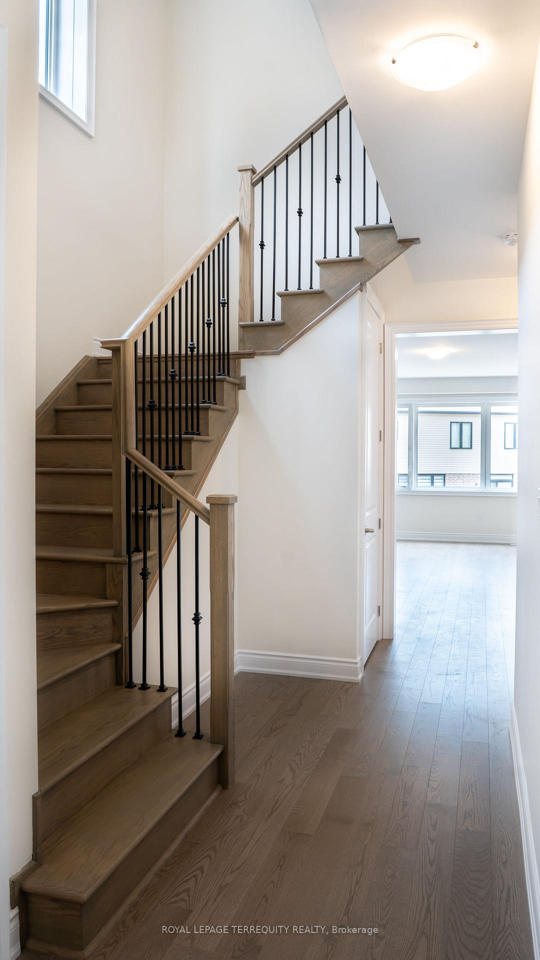 Photo 16 of 9 Southern Avenue, Brant, Paris — HOMEH
