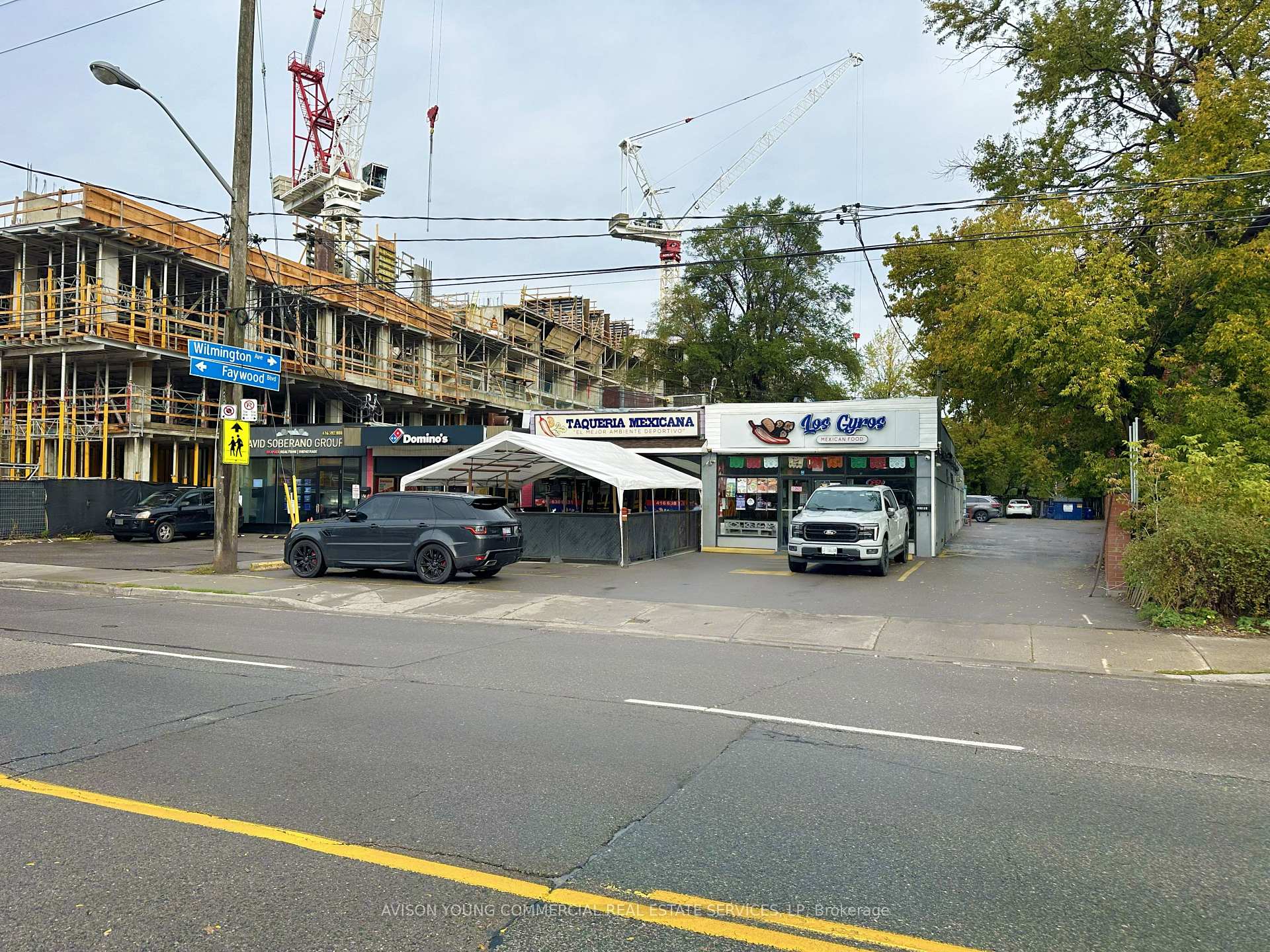Photo of 816-818 Sheppard Avenue W