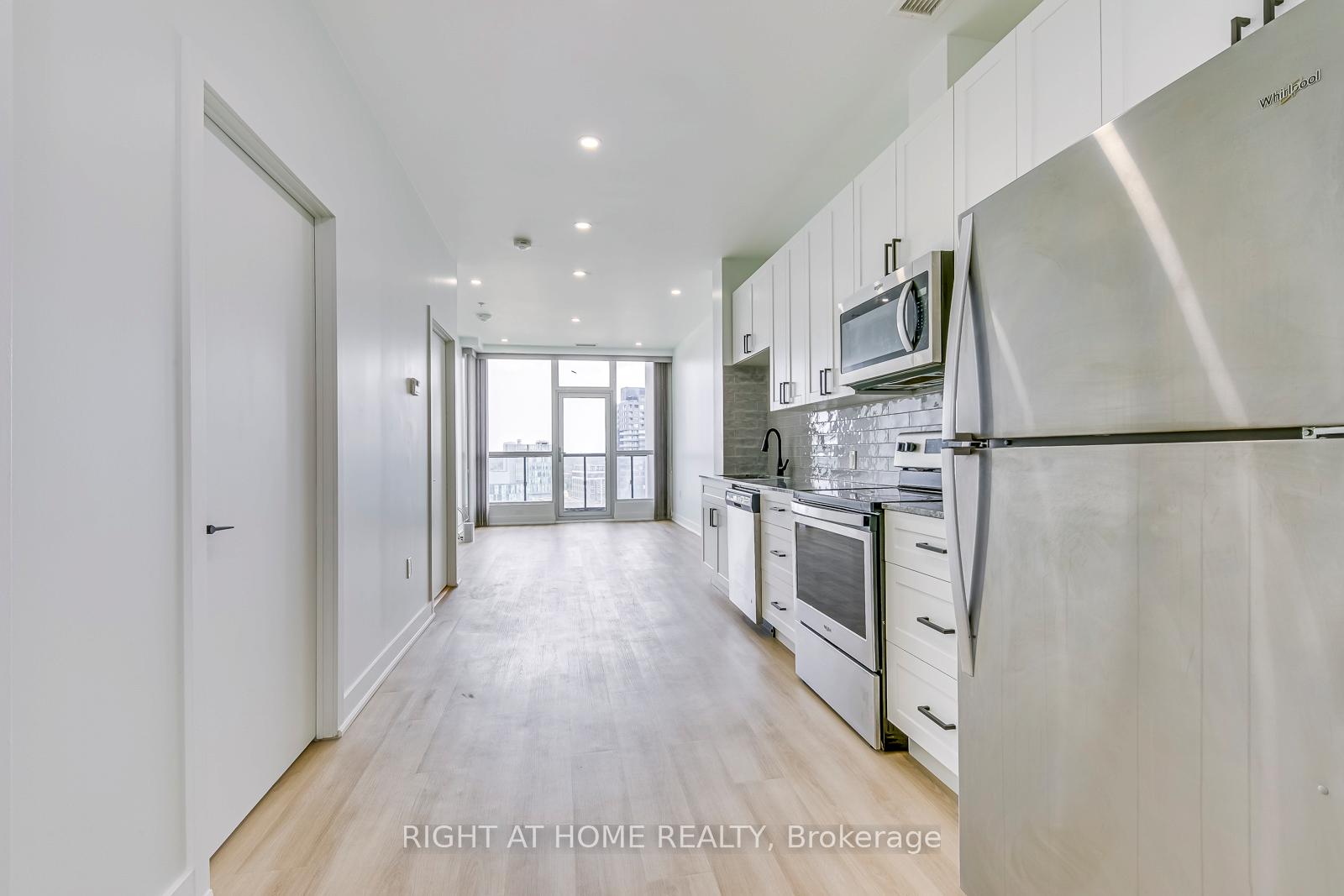 Photo 8 of Unit 1102, 100 Garment Street, Kitchener, City Commercial Core — HOMEH