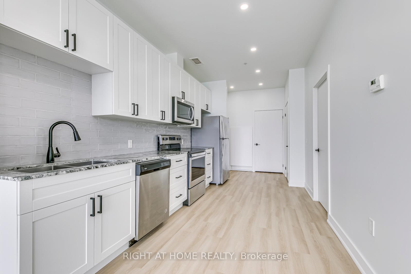Photo 11 of Unit 1102, 100 Garment Street, Kitchener, City Commercial Core — HOMEH