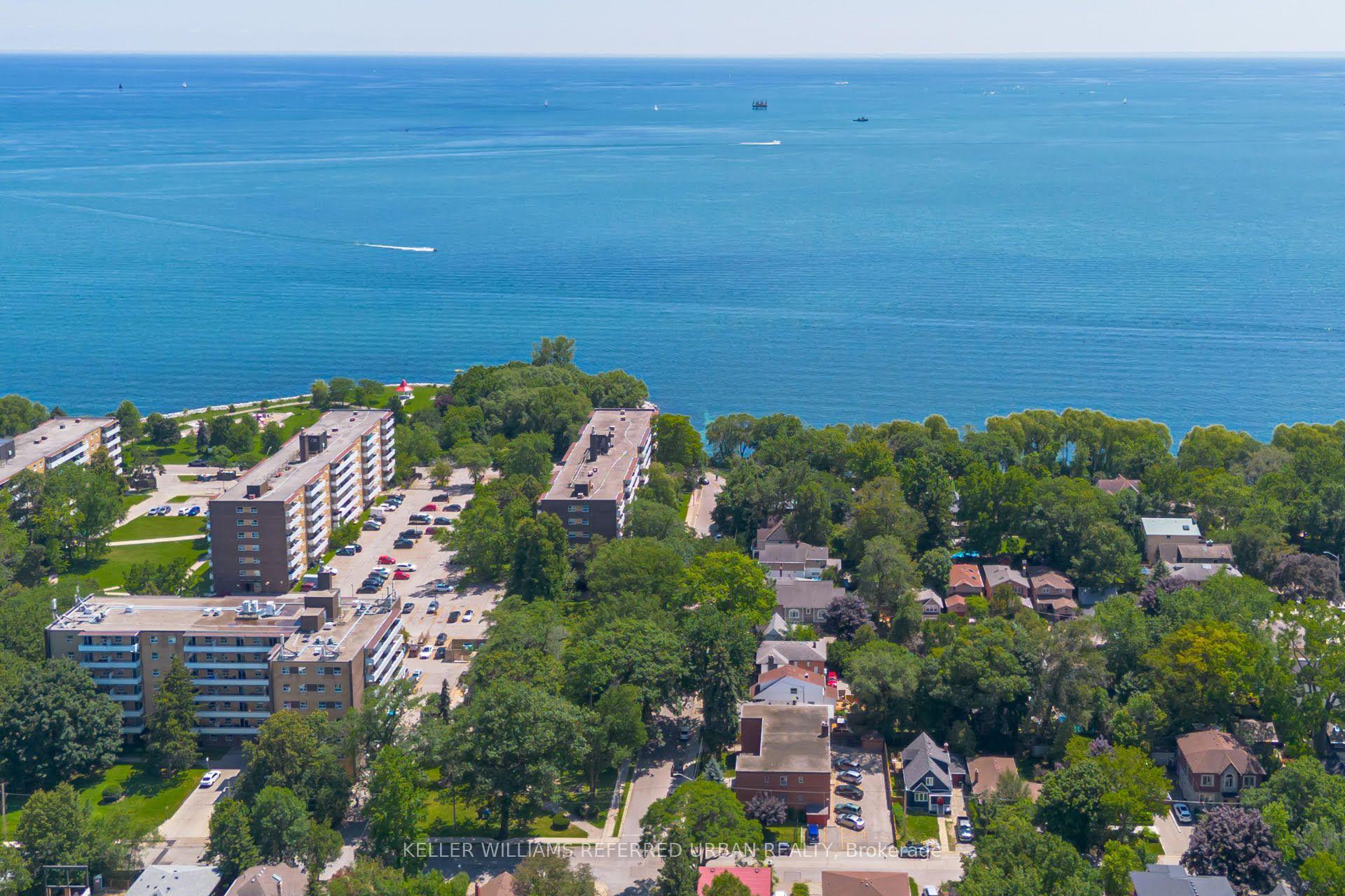 Photo 2 of 22 Long Branch Avenue, Etobicoke, Long Branch — HOMEH