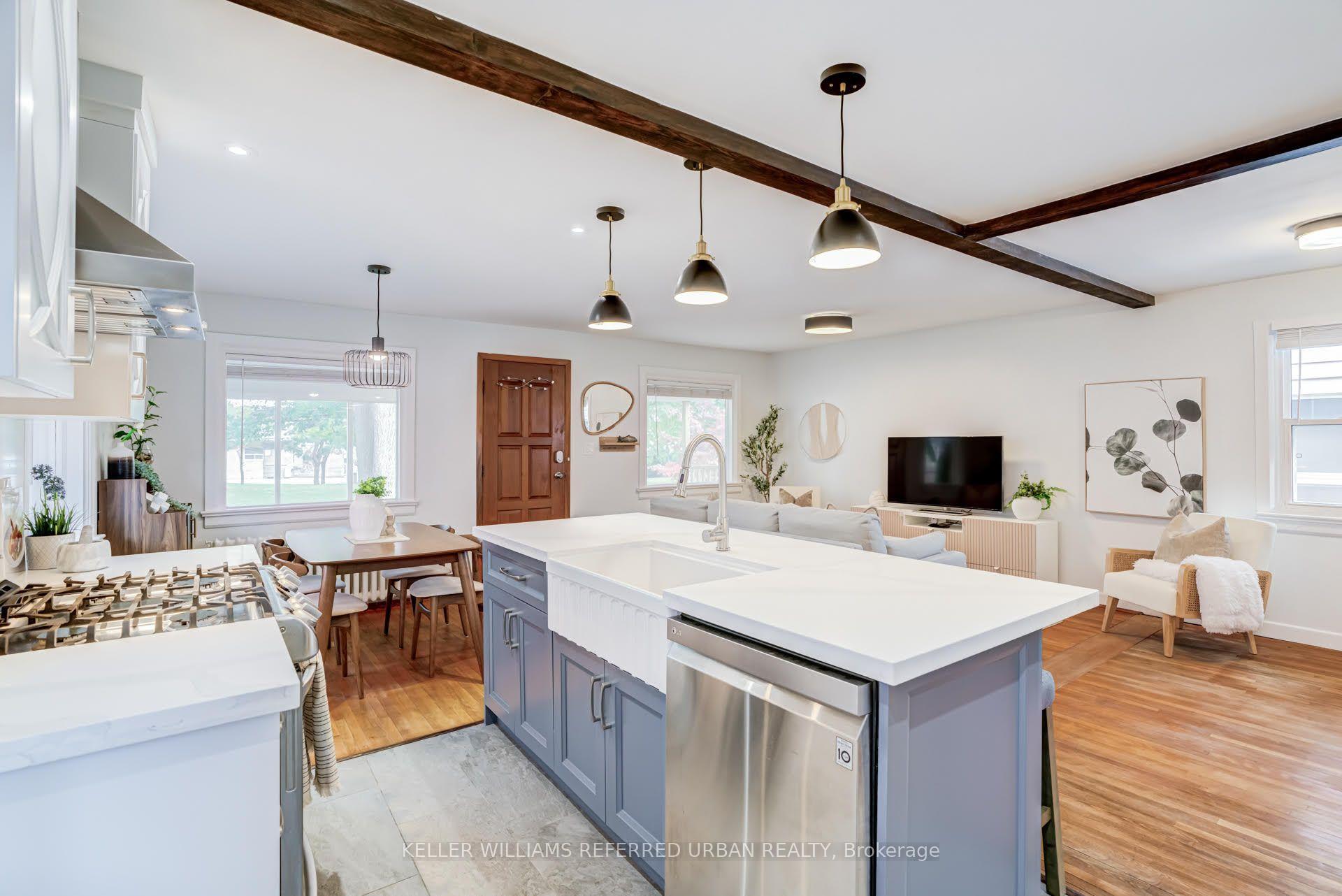Photo 18 of 22 Long Branch Avenue, Etobicoke, Long Branch — HOMEH