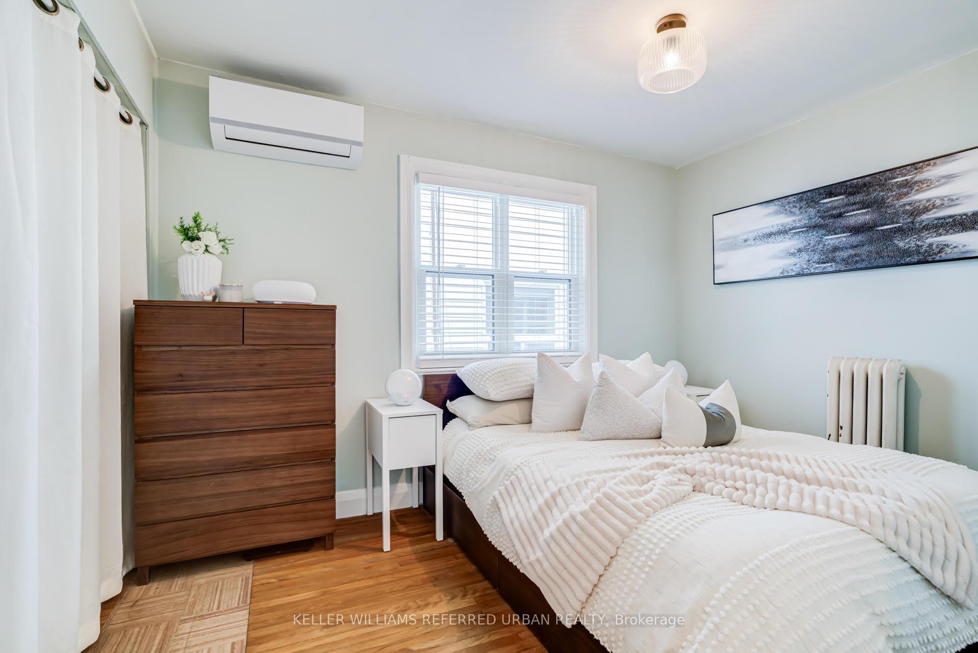 Photo 34 of 22 Long Branch Avenue, Etobicoke, Long Branch — HOMEH