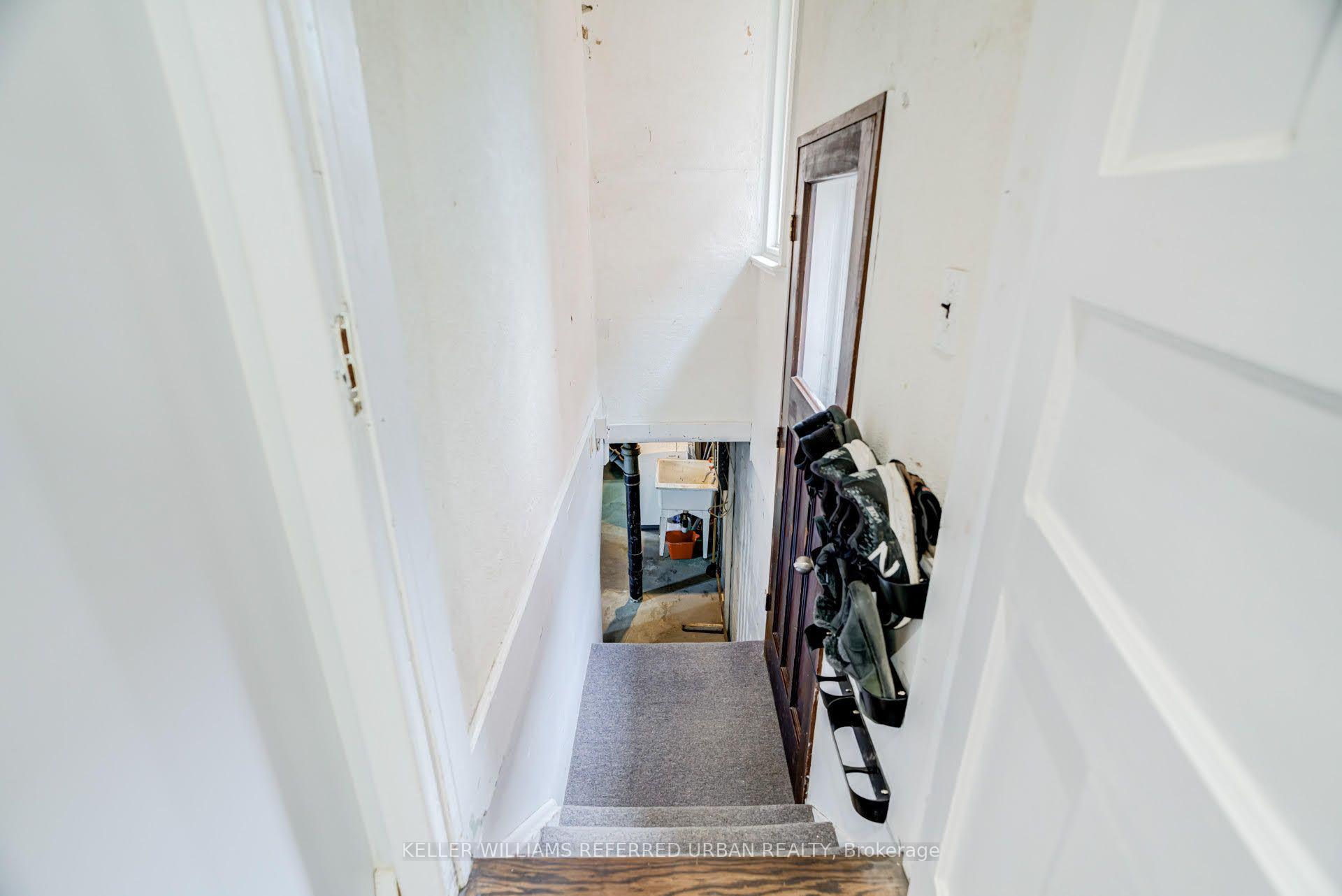 Photo 36 of 22 Long Branch Avenue, Etobicoke, Long Branch — HOMEH