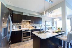 Photo 4 of 28 Madonna Drive, Hamilton, Carpenter — HOMEH