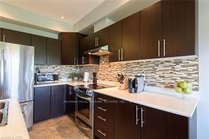 Photo 5 of 28 Madonna Drive, Hamilton, Carpenter — HOMEH