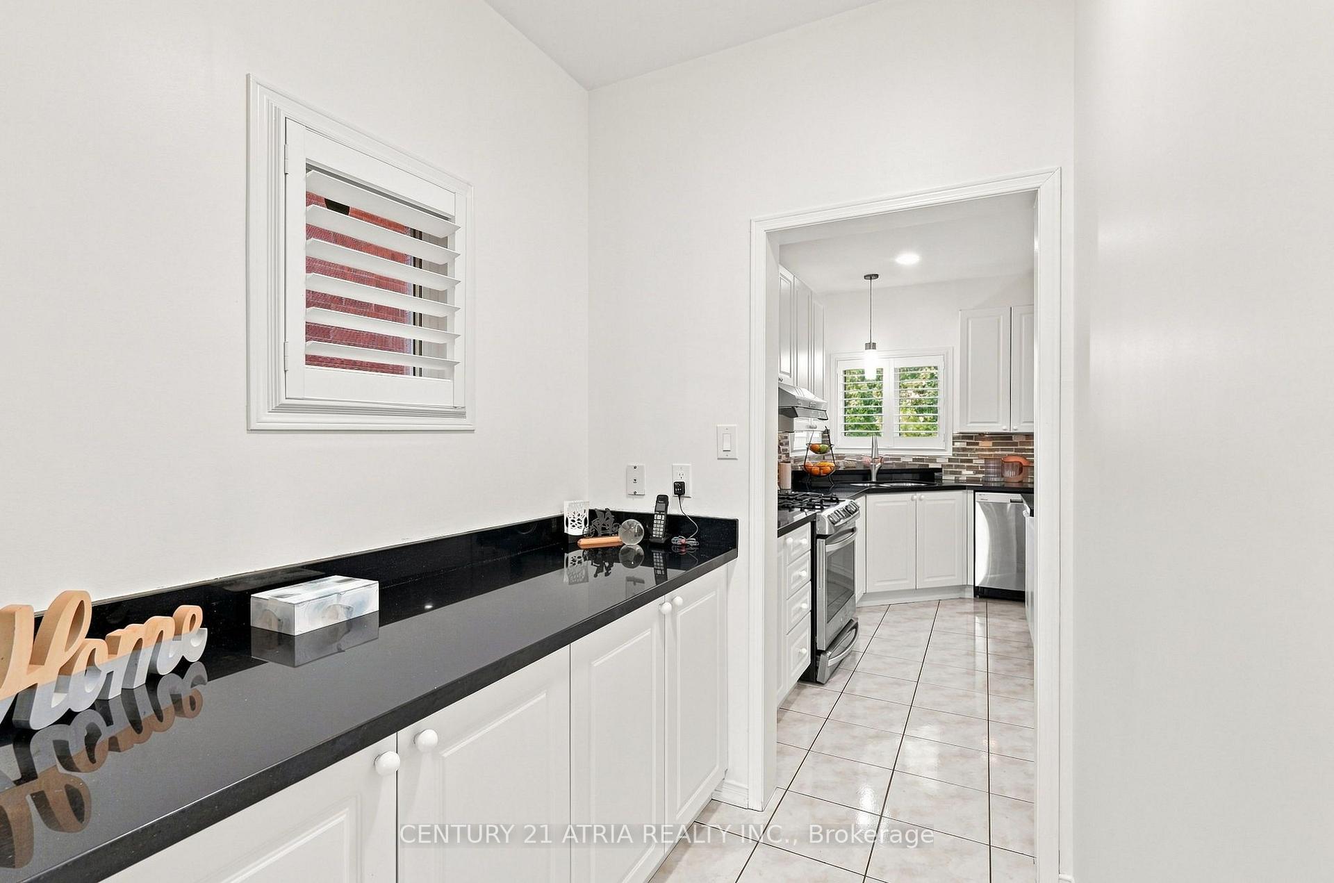 Photo 9 of 136 Rollinghill Road, Richmond Hill, Jefferson — HOMEH
